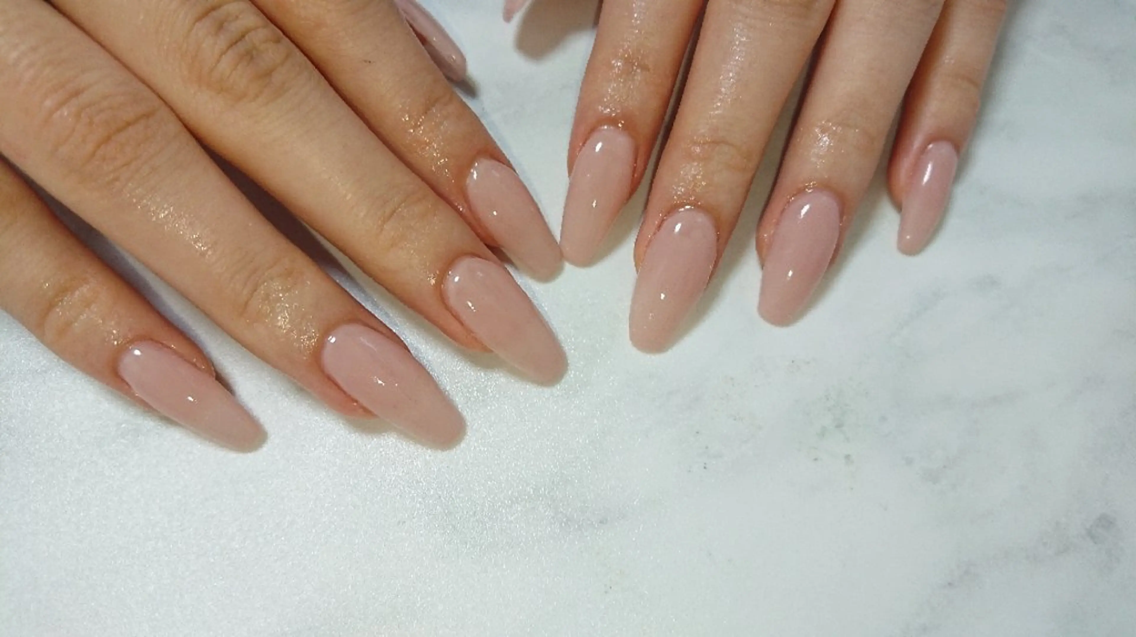 ミニモ限定　長さだし　+　ワンカラーネイル　¥7700の写真