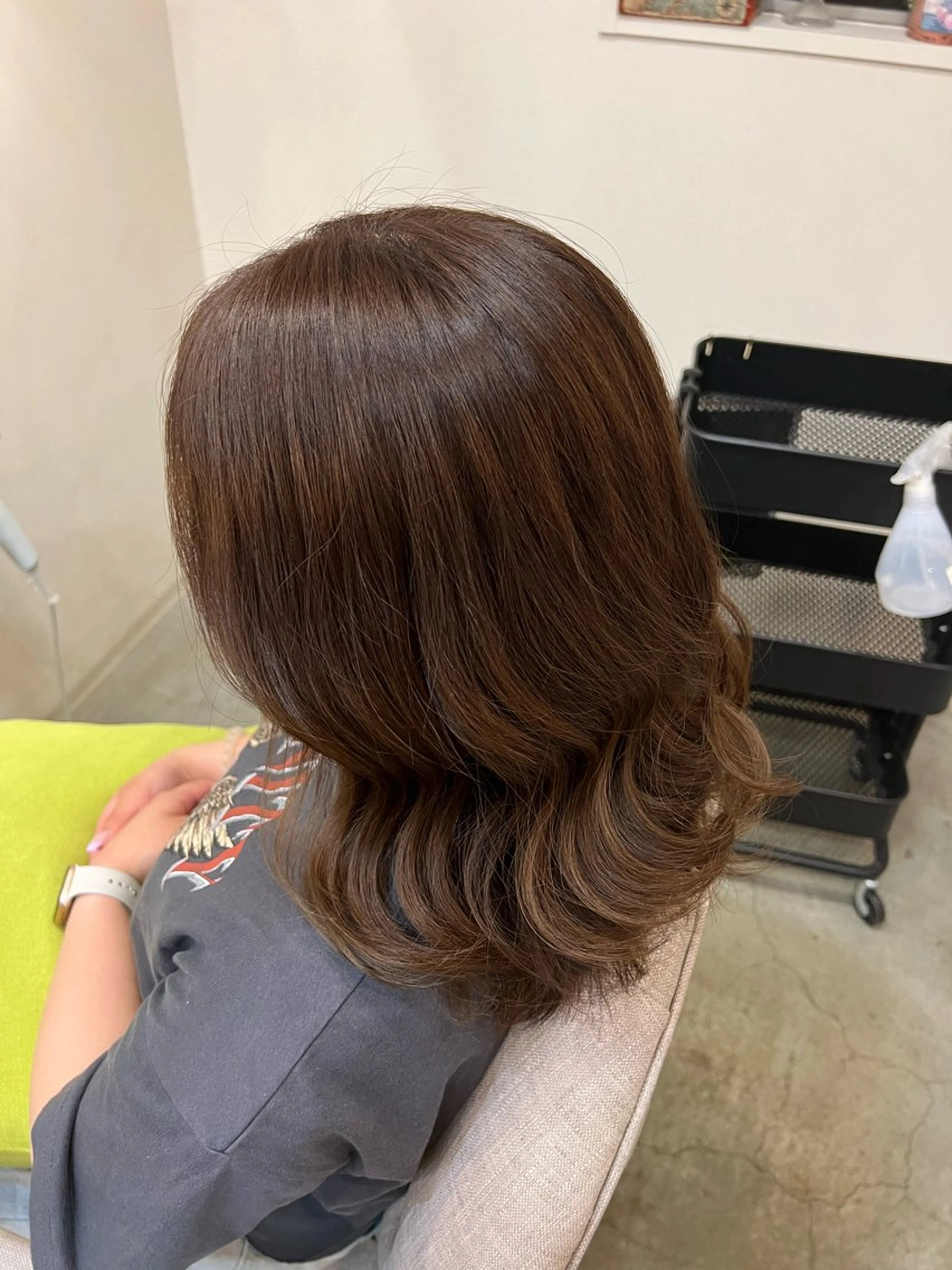 ミディアム カラー 上村 音寧のヘアスタイル