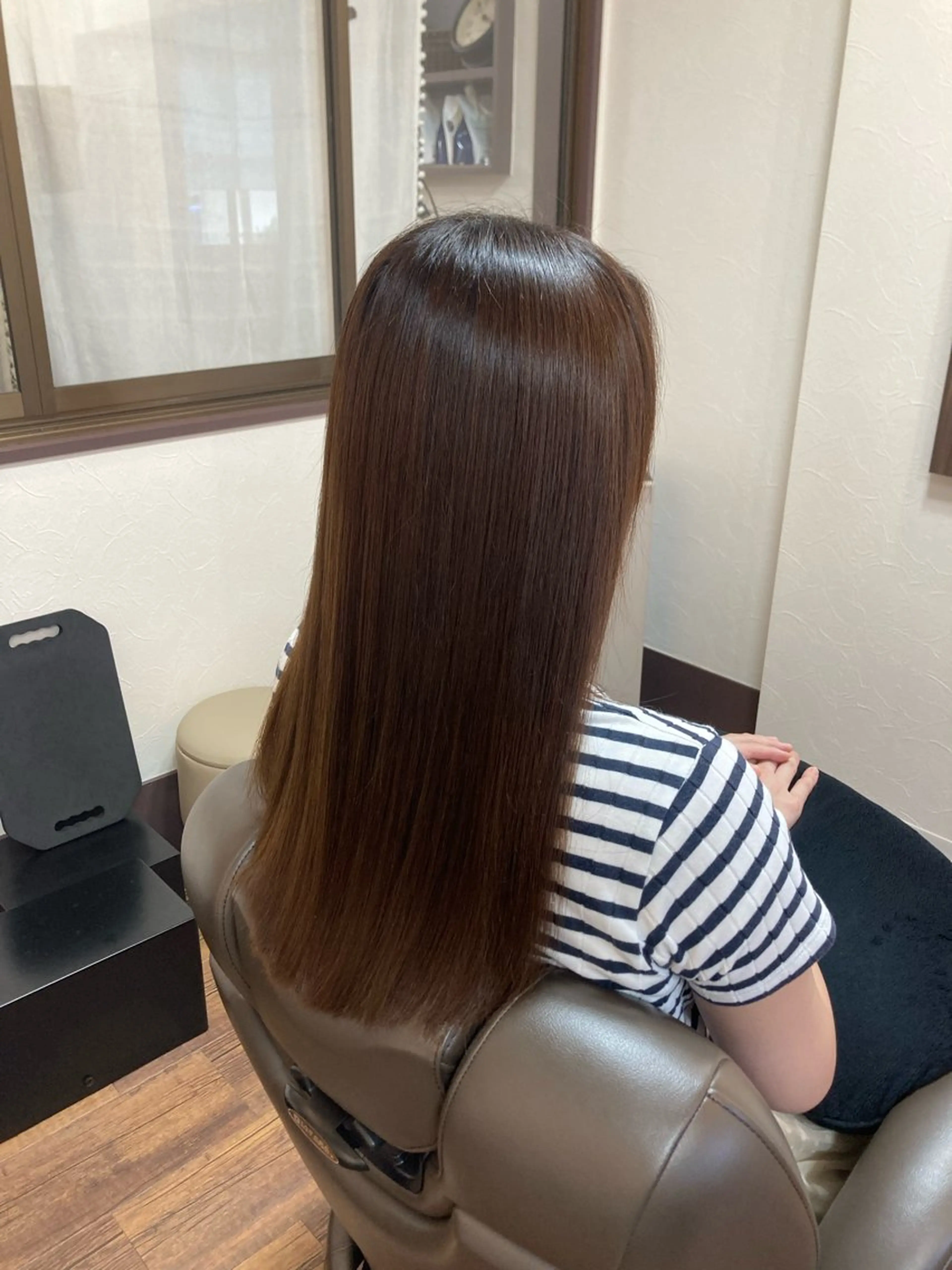 カットフルカラー　　　(特許リトーノカラー、アルカリデトックス)の写真