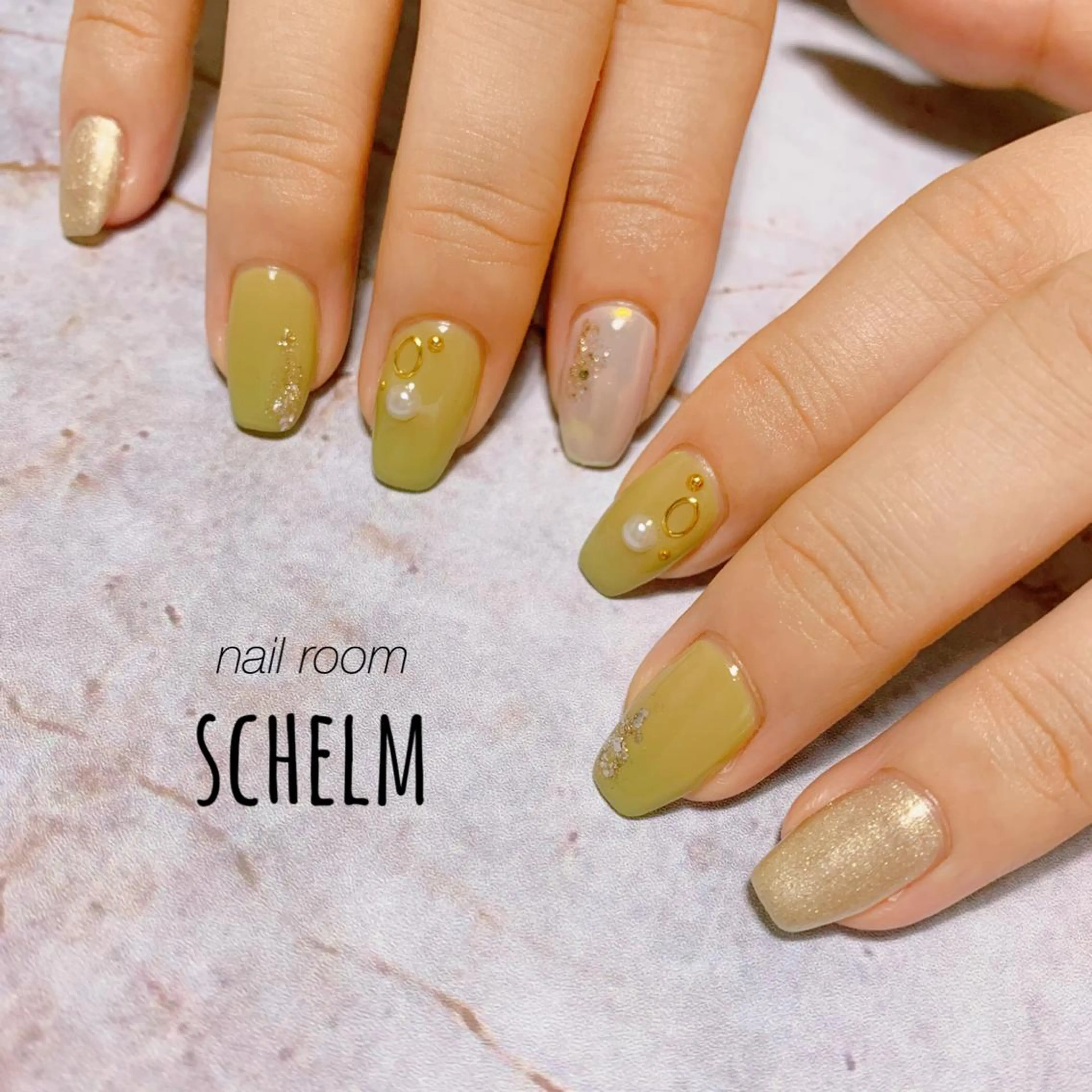 ネイル ハンドネイル nail room シュレムのネイルデザイン