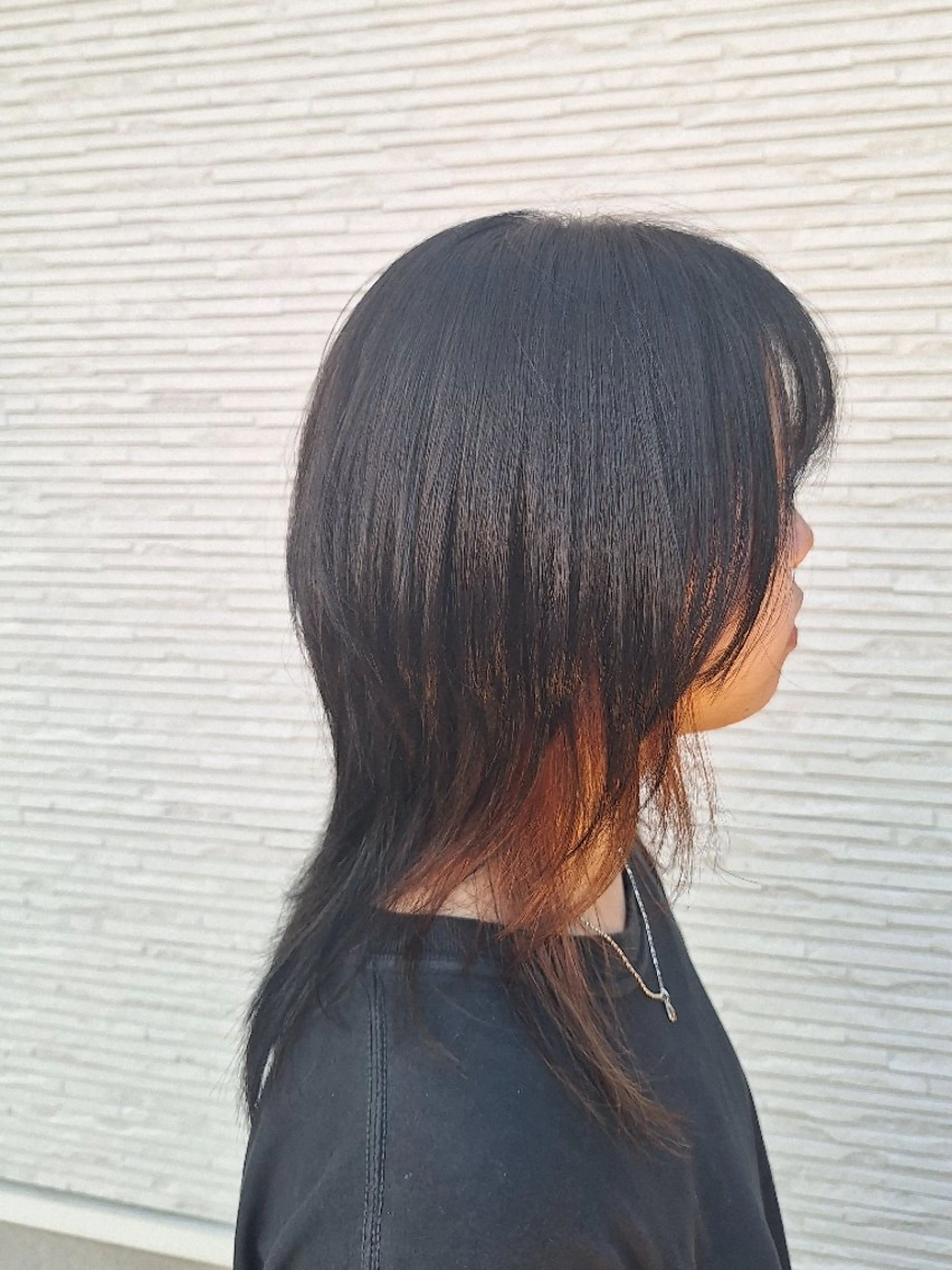ミディアム カラー 安藤 真由のヘアスタイル