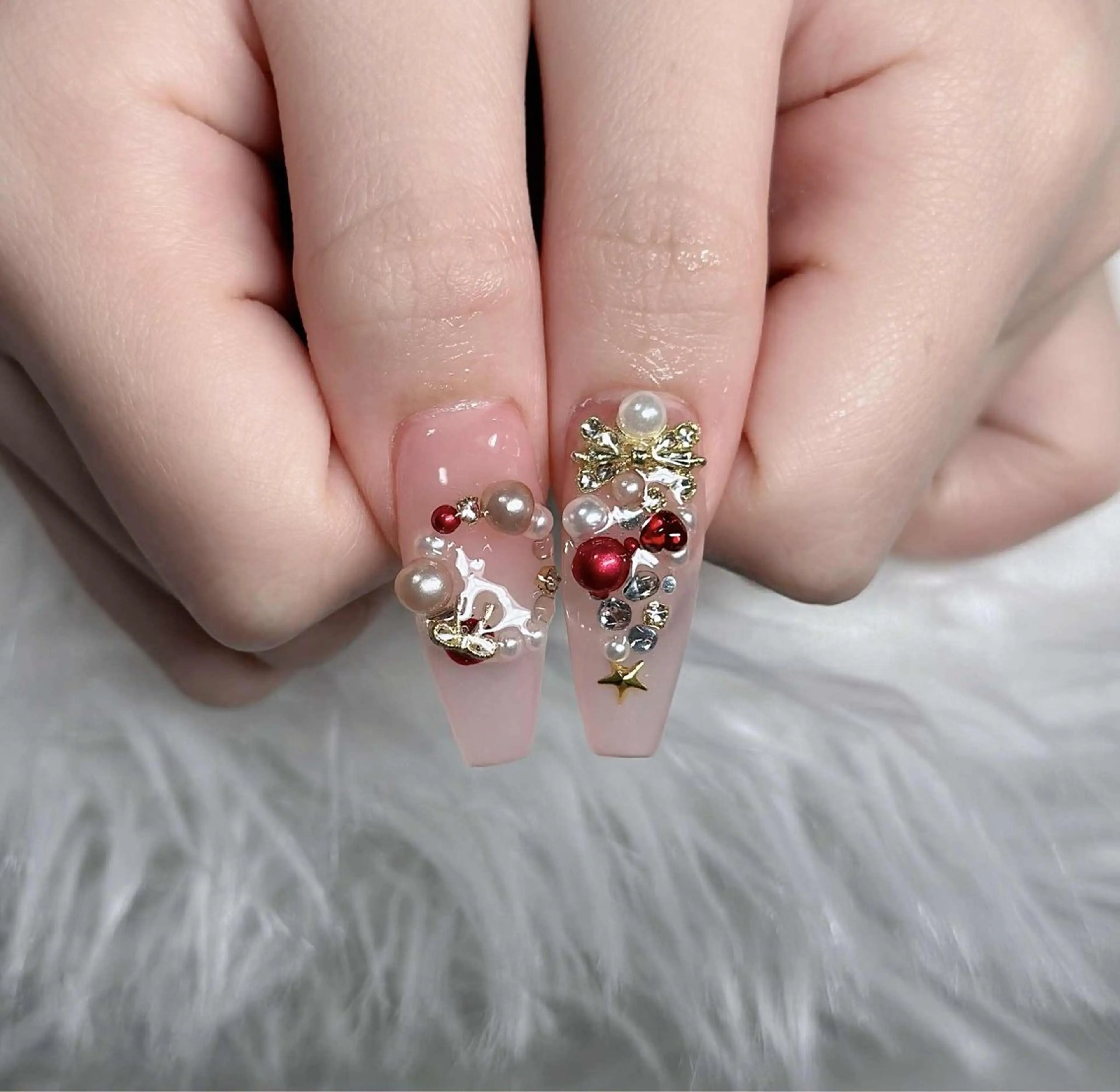 ネイル オーロラネイル フレンチネイル ジェルネイル ハロウィン キラキラネイル H.baby Nail Salonのネイルデザイン