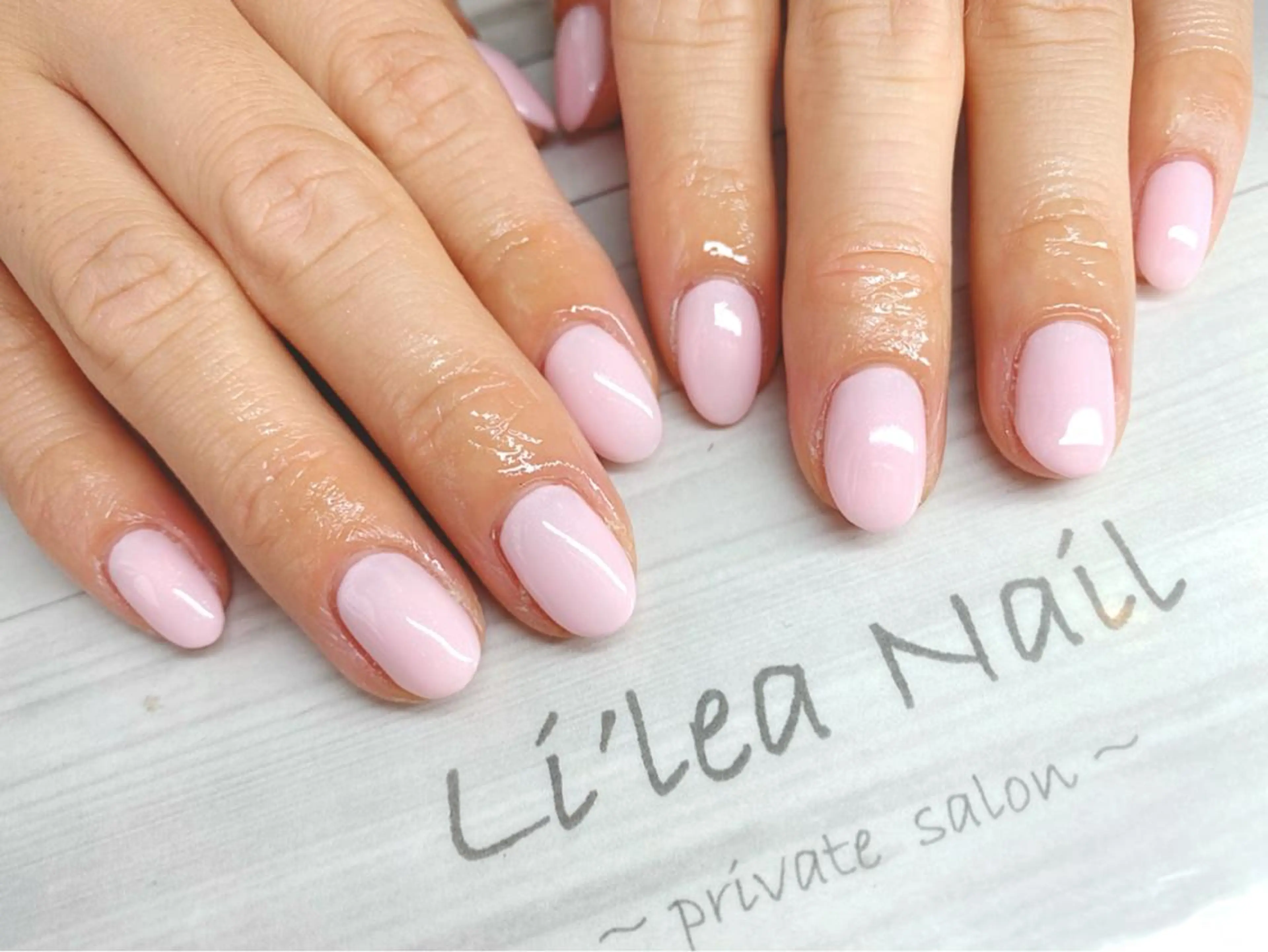 ネイル Li'leaNail AINAのネイルデザイン