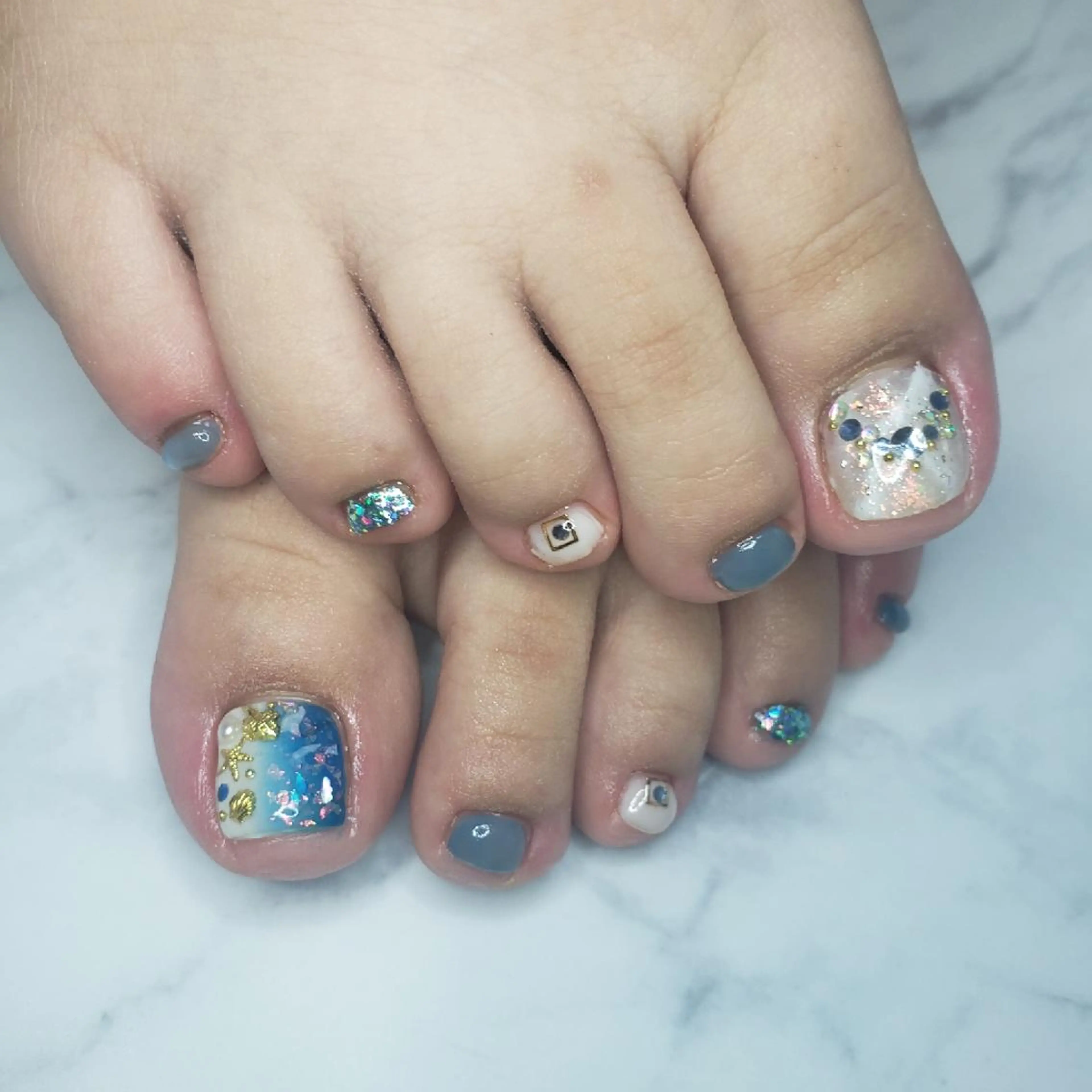 ネイル ビジュード ネイルのネイルデザイン