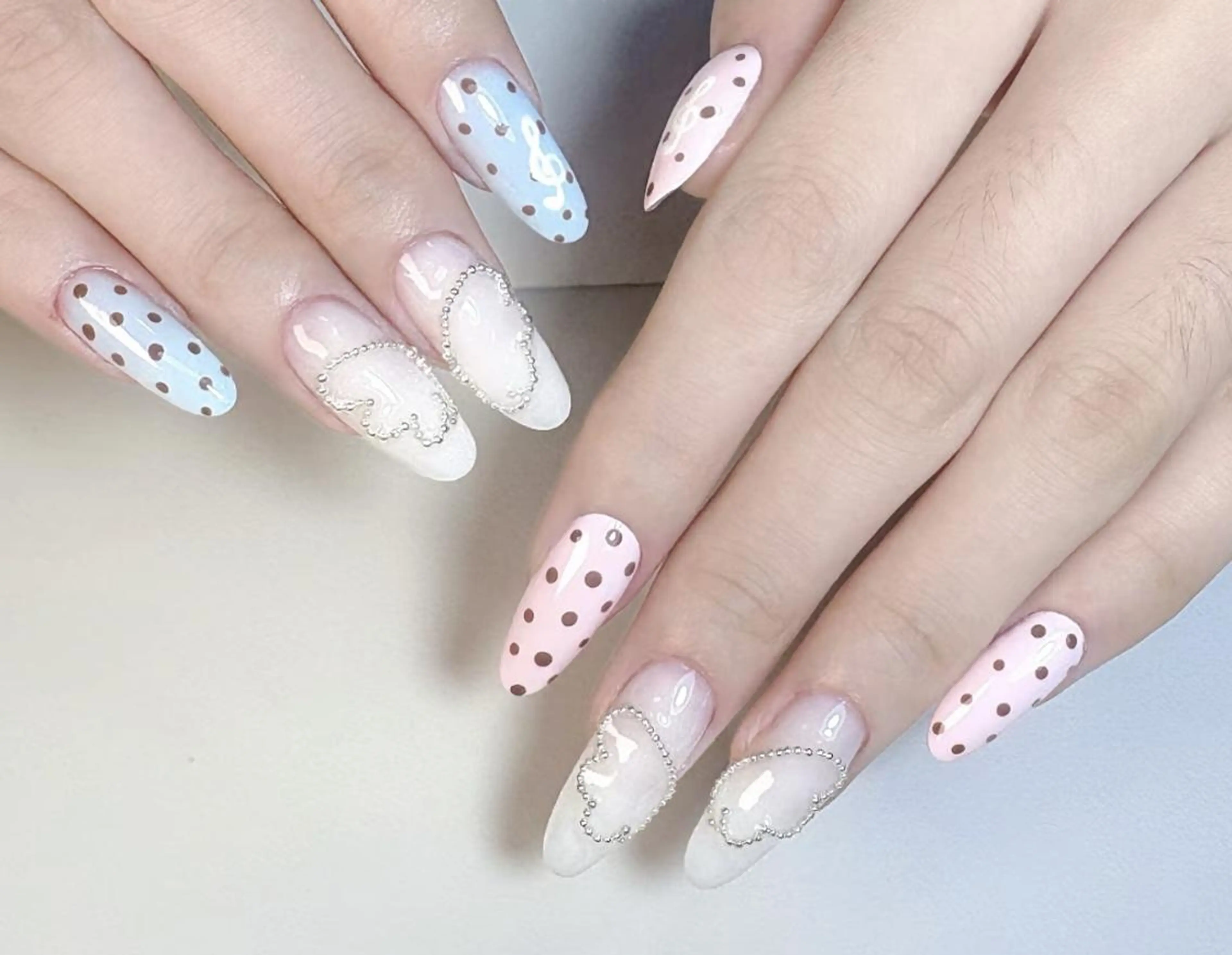 ネイル ハンドネイル ハンドケア 🍑 momo_nailのネイルデザイン