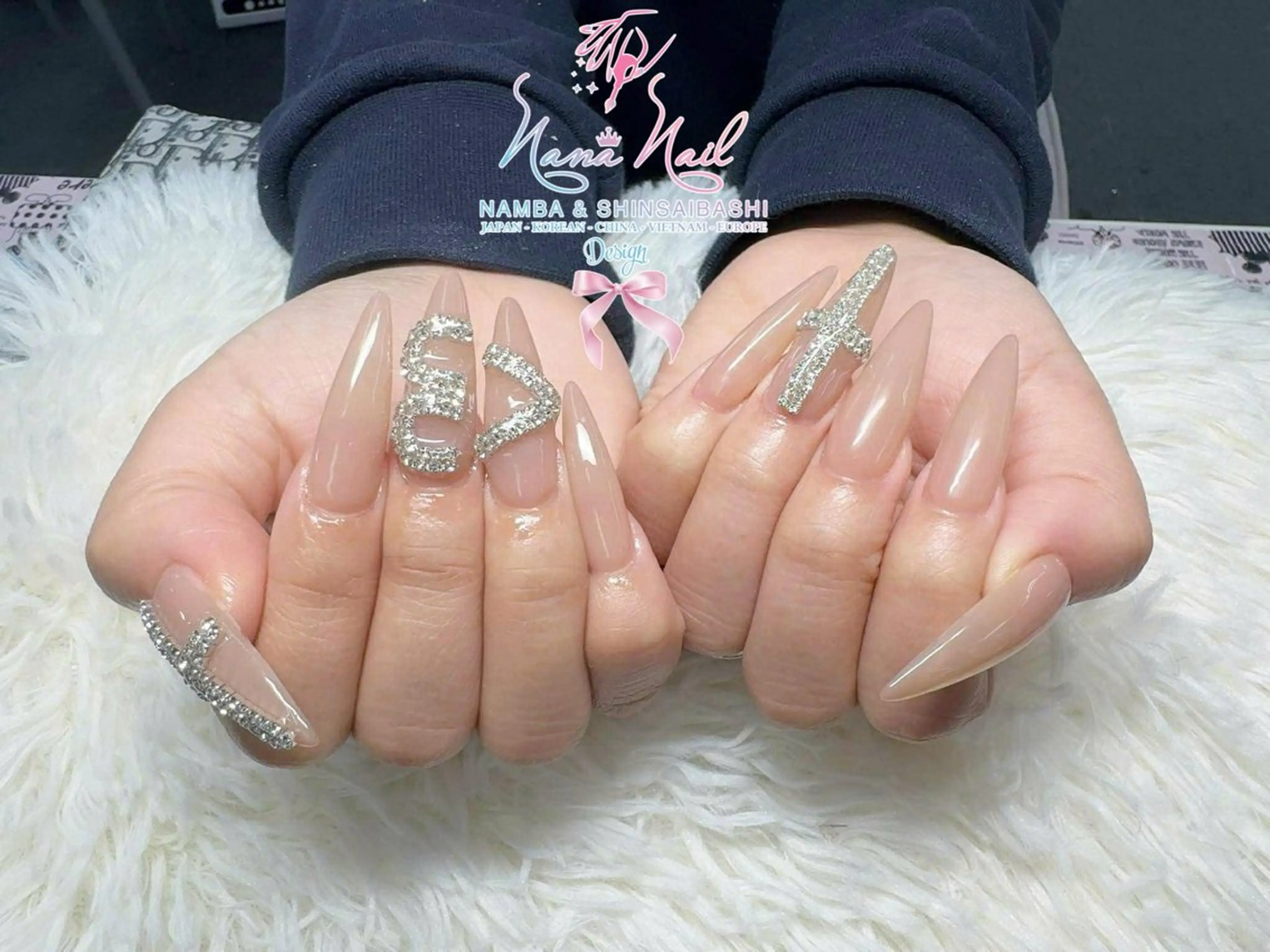 ネイル チークネイル 桜ネイル フラッシュネイル フットネイル ジェルネイル ハンドネイル リナネイル アメ村心斎橋店のネイルデザイン