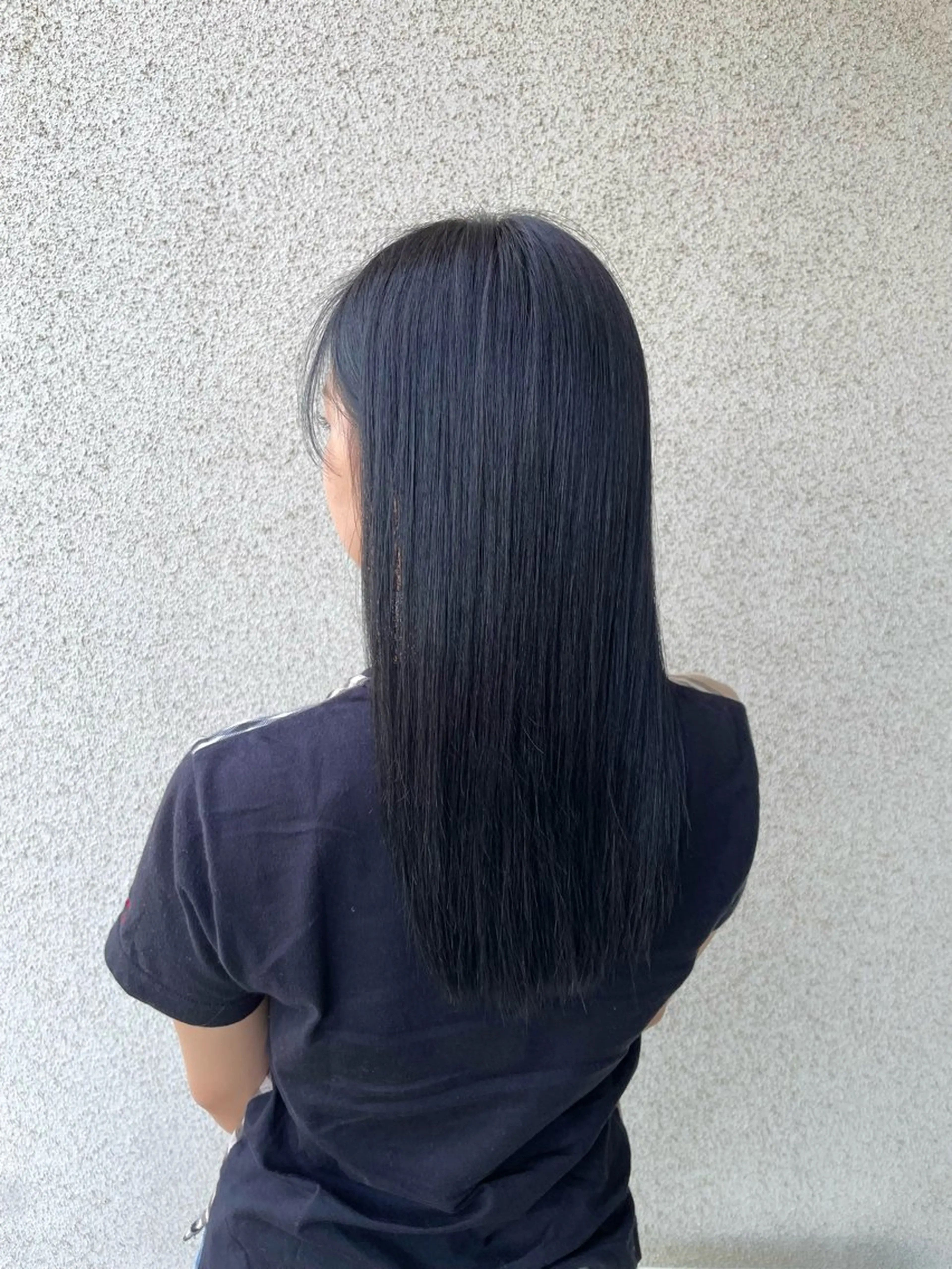 ロング カラー 黒髪 ネイビーカラー トリートメント ヘアカラー ヴァンキャトル所属・芳賀 風斗のヘアスタイル