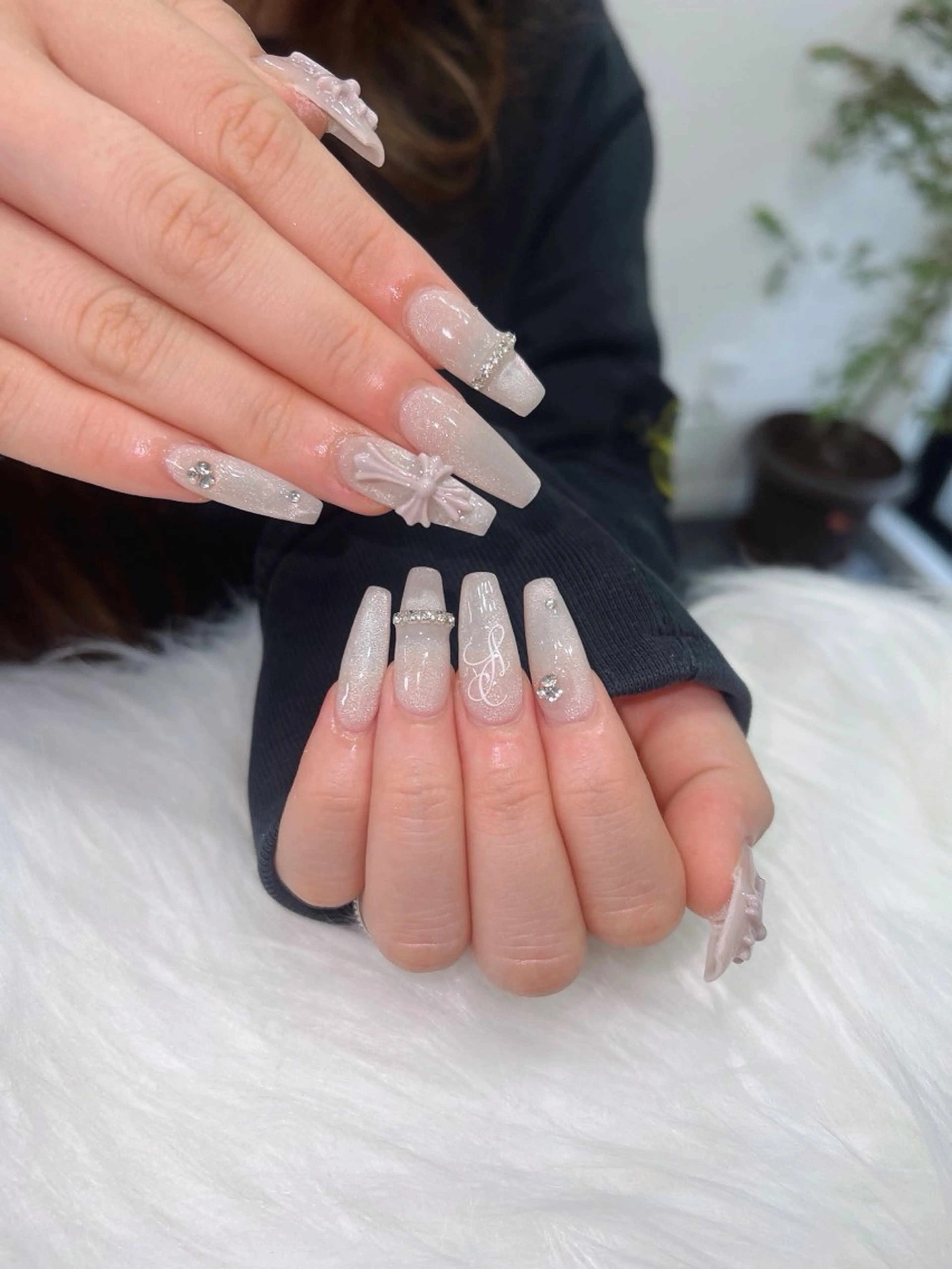 ネイル オーロラネイル ボルドー ブラウン 氷ネイル・うるうるネイル キラキラネイル ハンドネイル Sora  Nail 長さ出し専門店のネイルデザイン