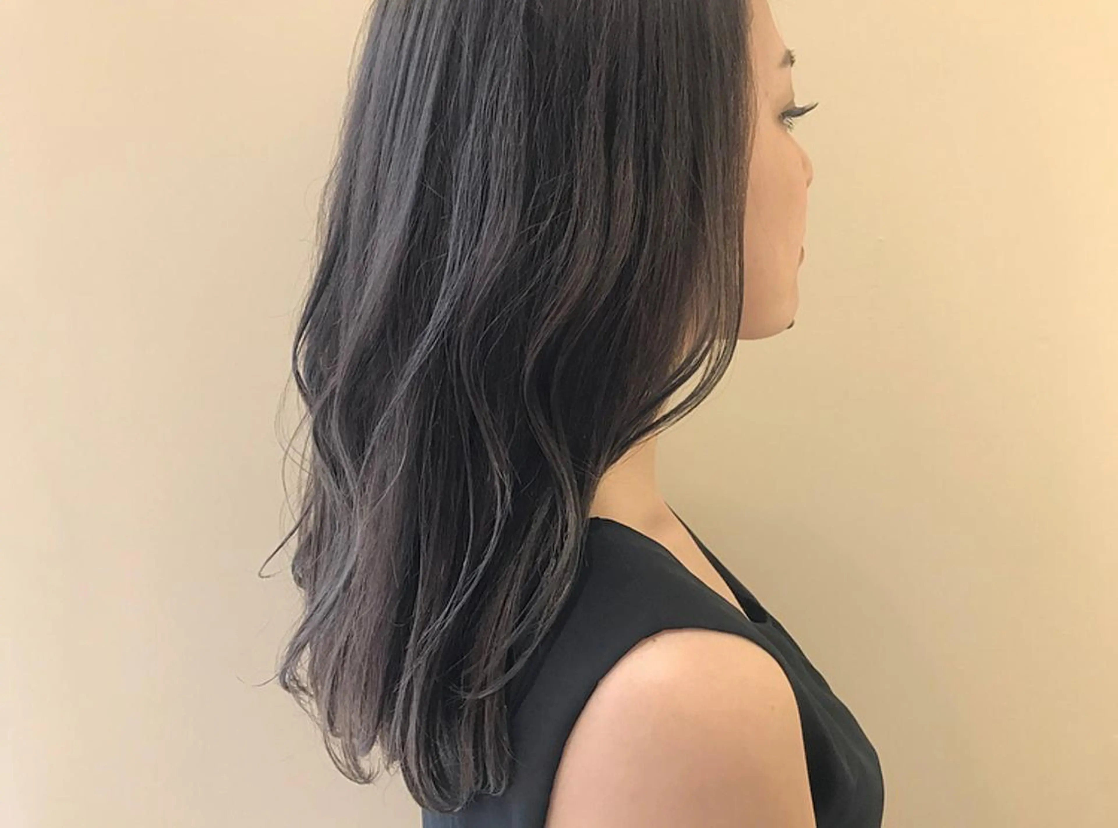 ミディアム カラー グレージュ 大阪福島韓国束感まつ げ Sayaka🤍のマツエク・マツパデザイン