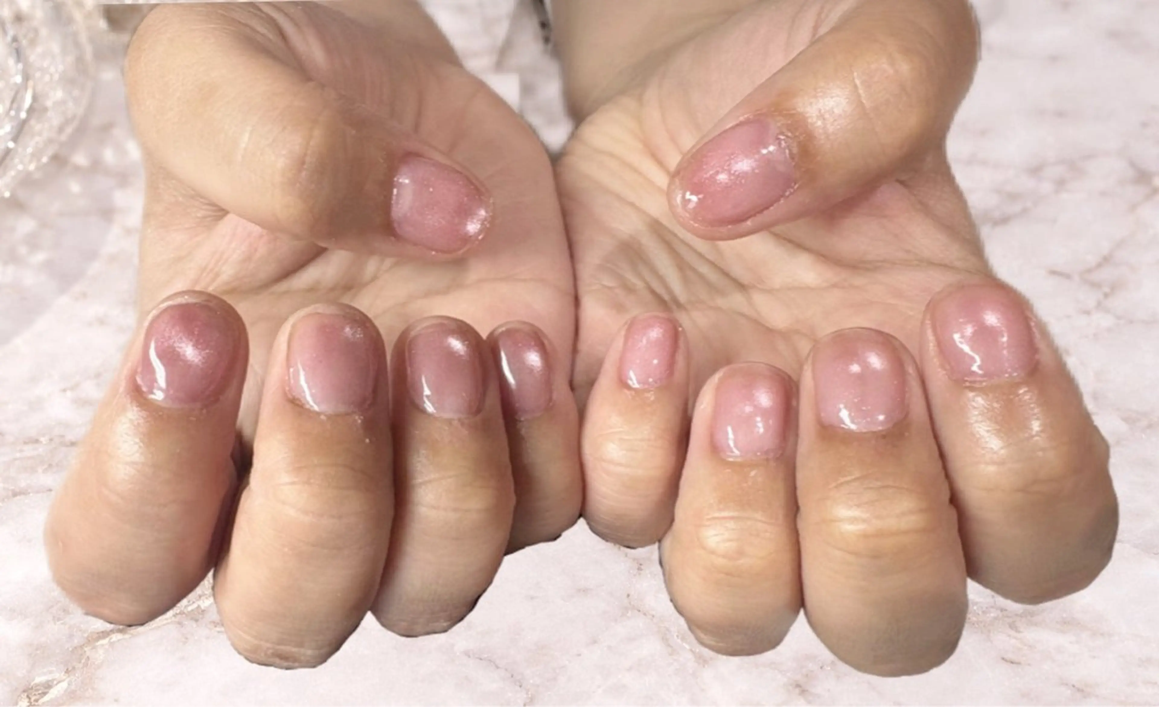 ネイル Anewzel アニュッツェルのネイルデザイン