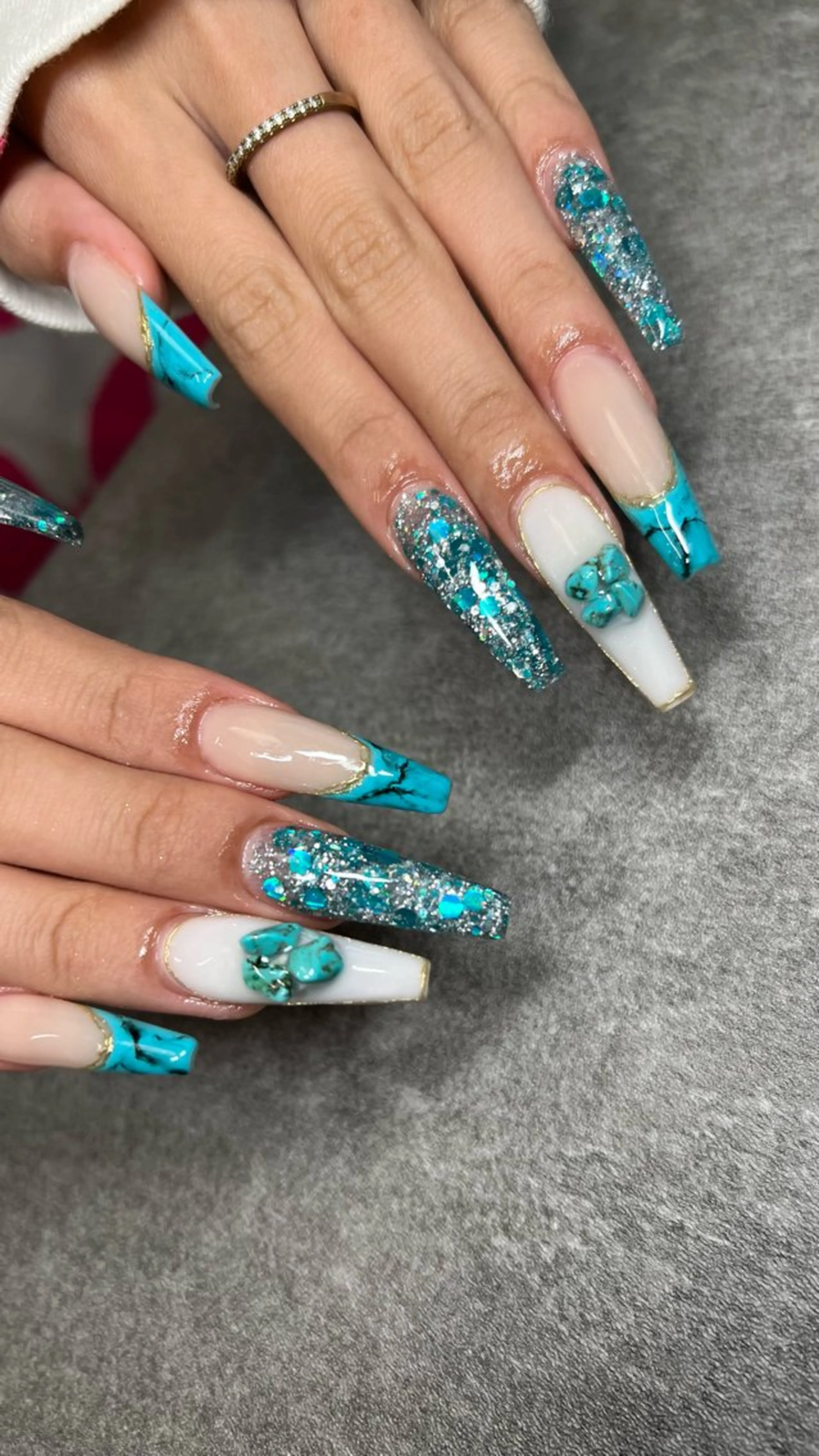 ネイル 𝐧𝐚𝐢𝐥 𝐌𝐢𝐖𝐢𝐢のネイルデザイン