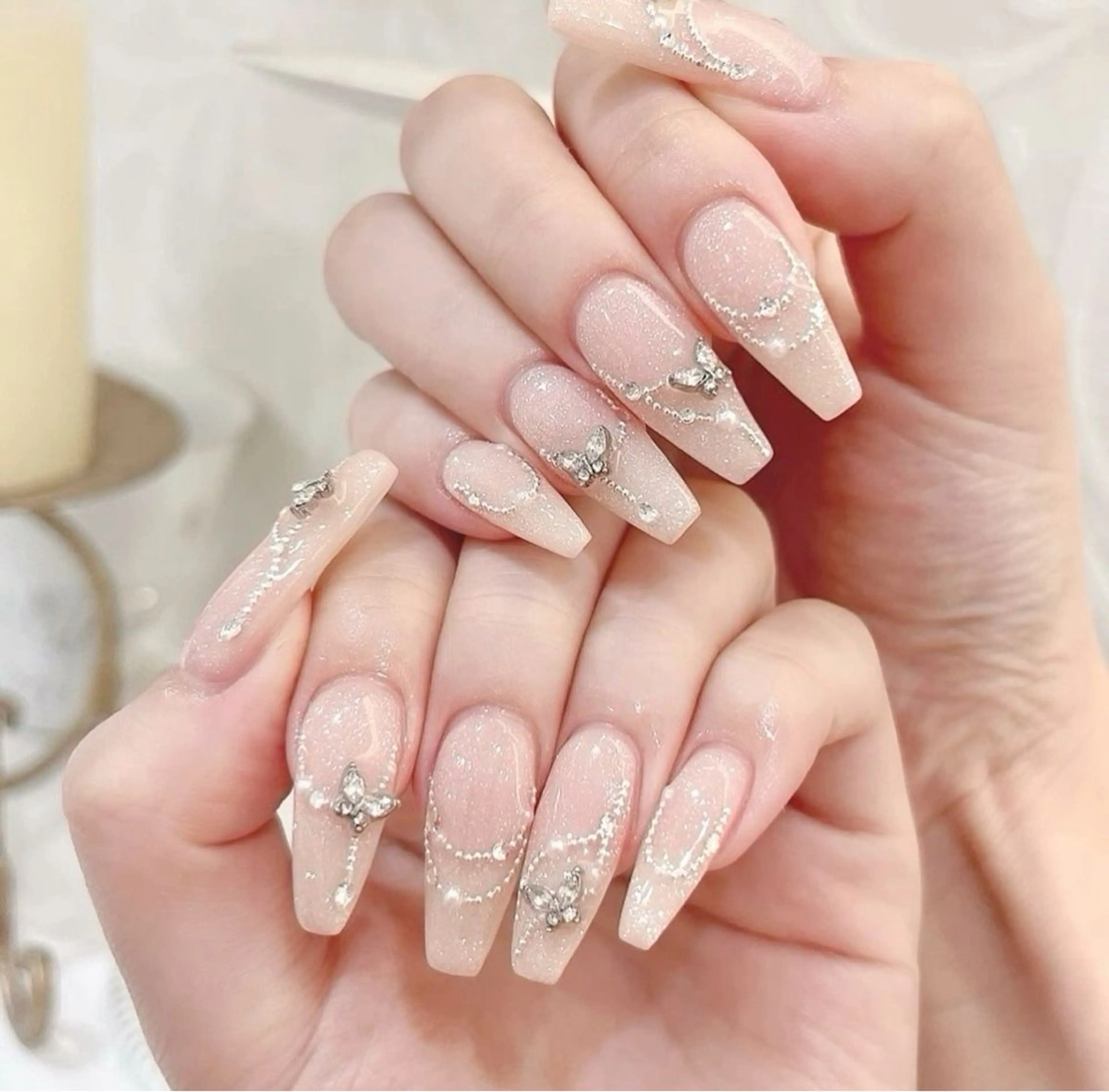 ネイル フレンチネイル キラキラネイル 韓国ネイル シンプルネイル ワンホンネイル ハンドネイル MEI Nailのネイルデザイン