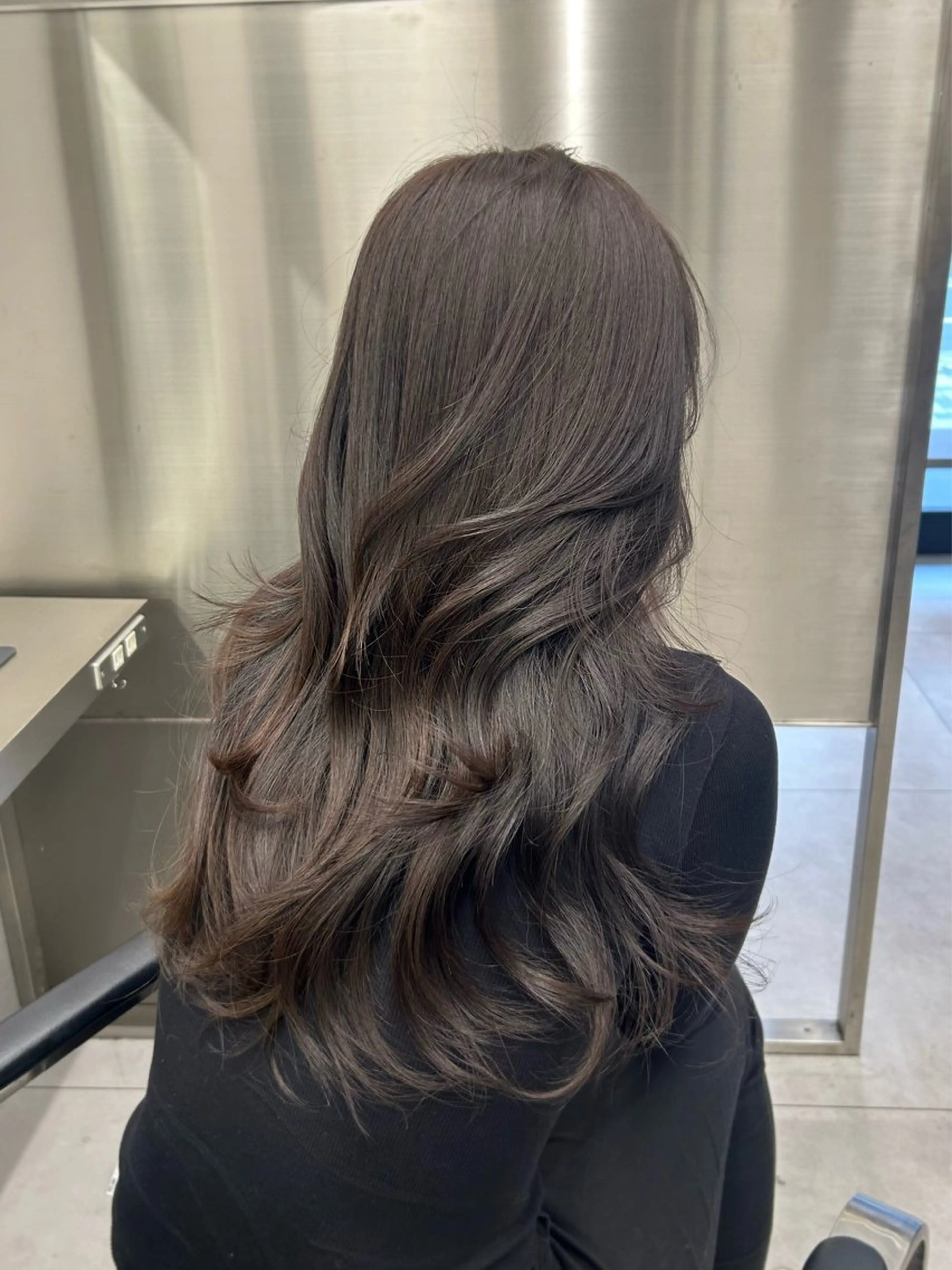 ロング ヘアカラー トリートメント 大人レイヤー/艶美髪 🇺🇸TOMONAのヘアスタイル