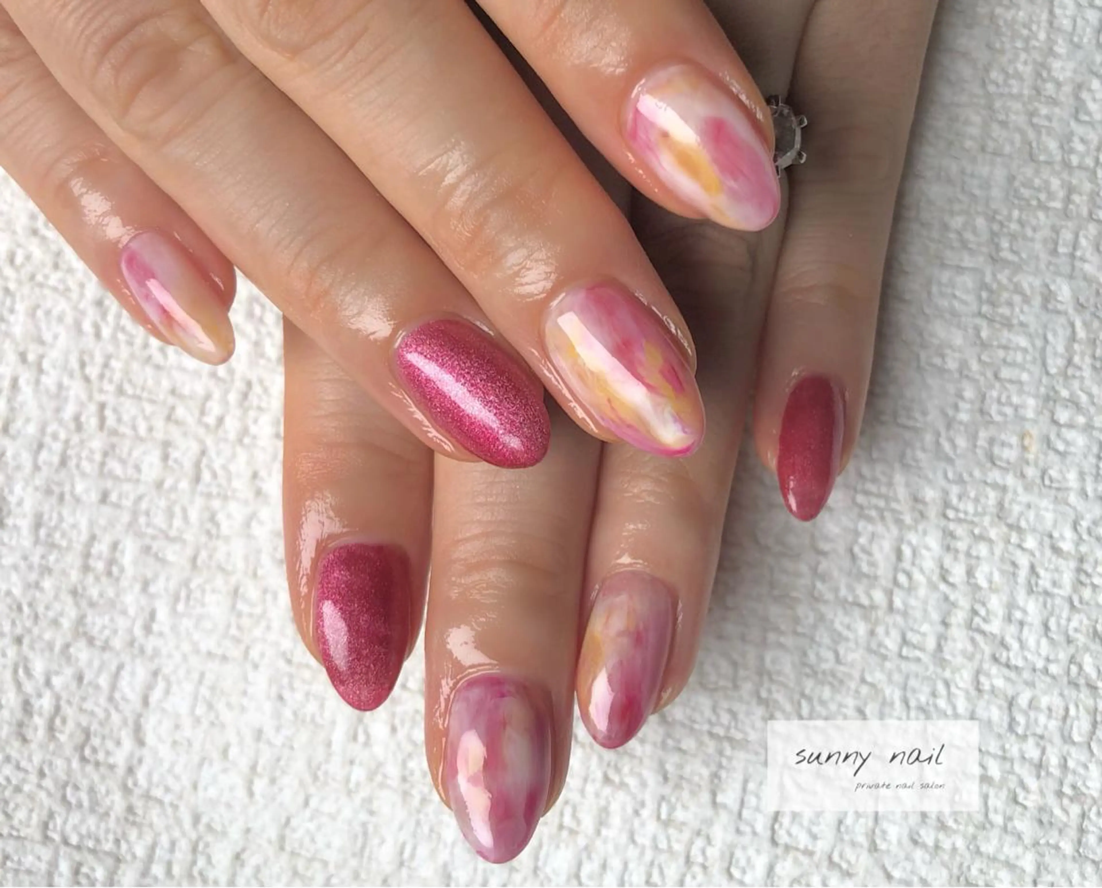 ネイル カジュアル ジェルネイル マグネットネイル 大理石ネイル(マーブル) ニュアンスネイル sunny nailのネイルデザイン