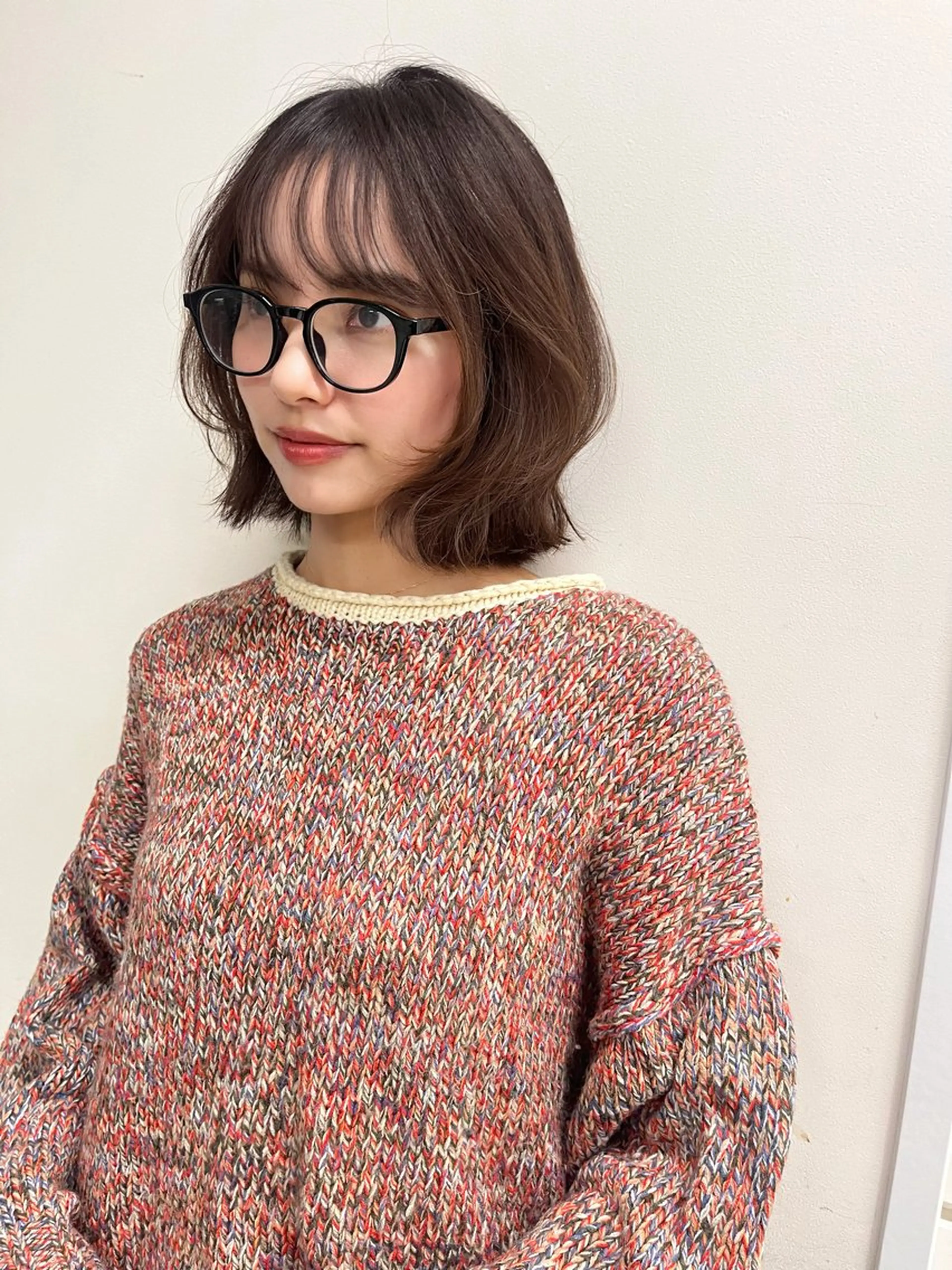 ミディアム カット ヘアカラー yura /レイヤーカットのヘアスタイル
