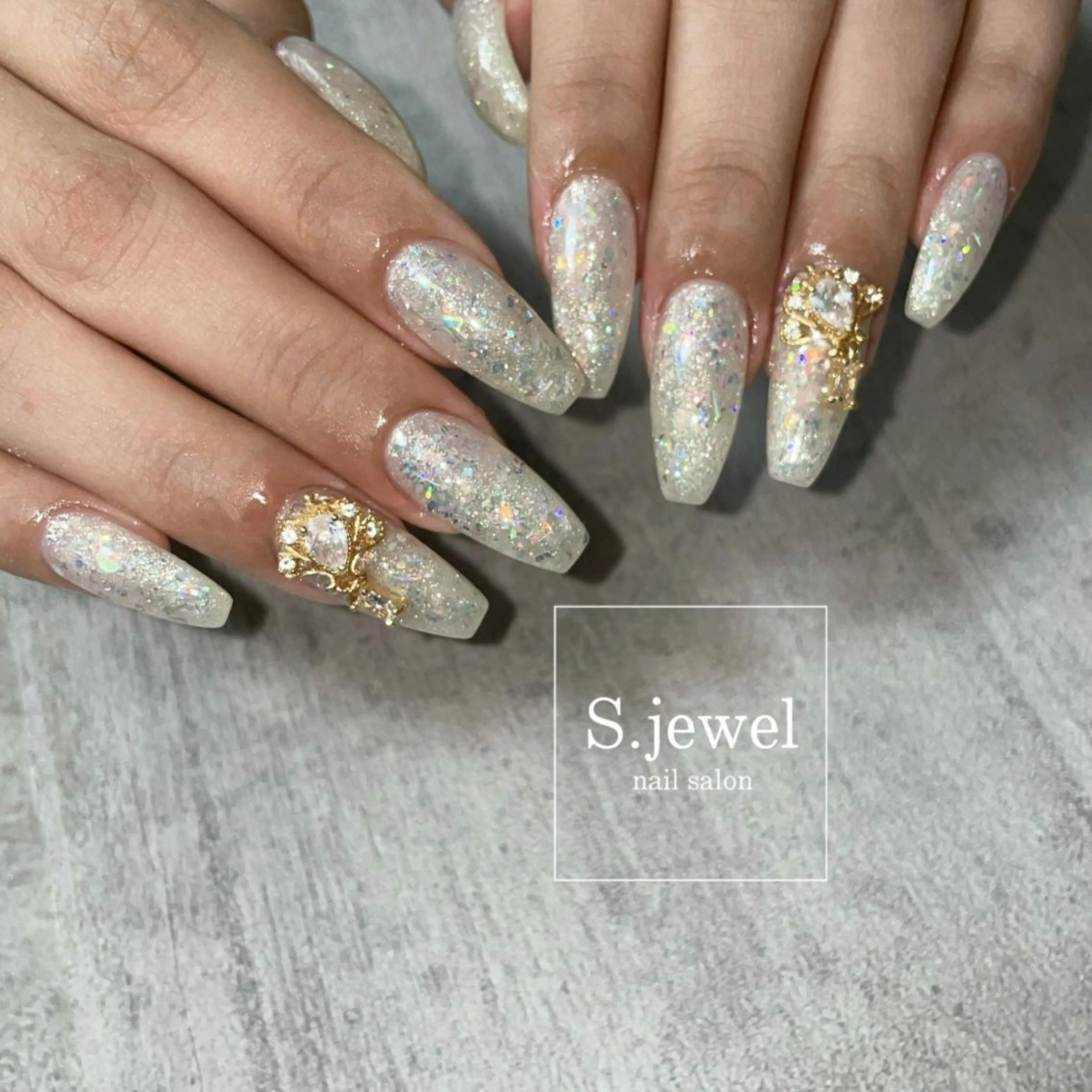 ネイル S. JEWELのネイルデザイン