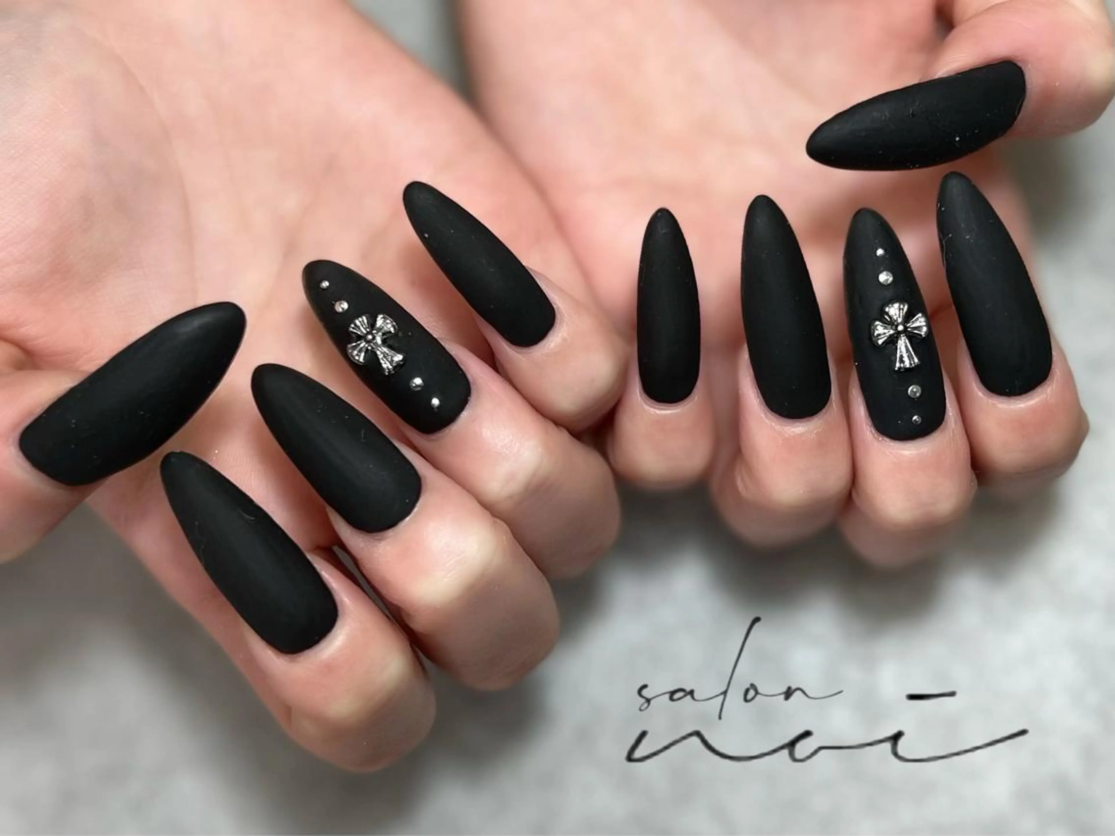 ネイル クリアネイル マットネイル スカルプネイル ハンドネイル salon noiのネイルデザイン