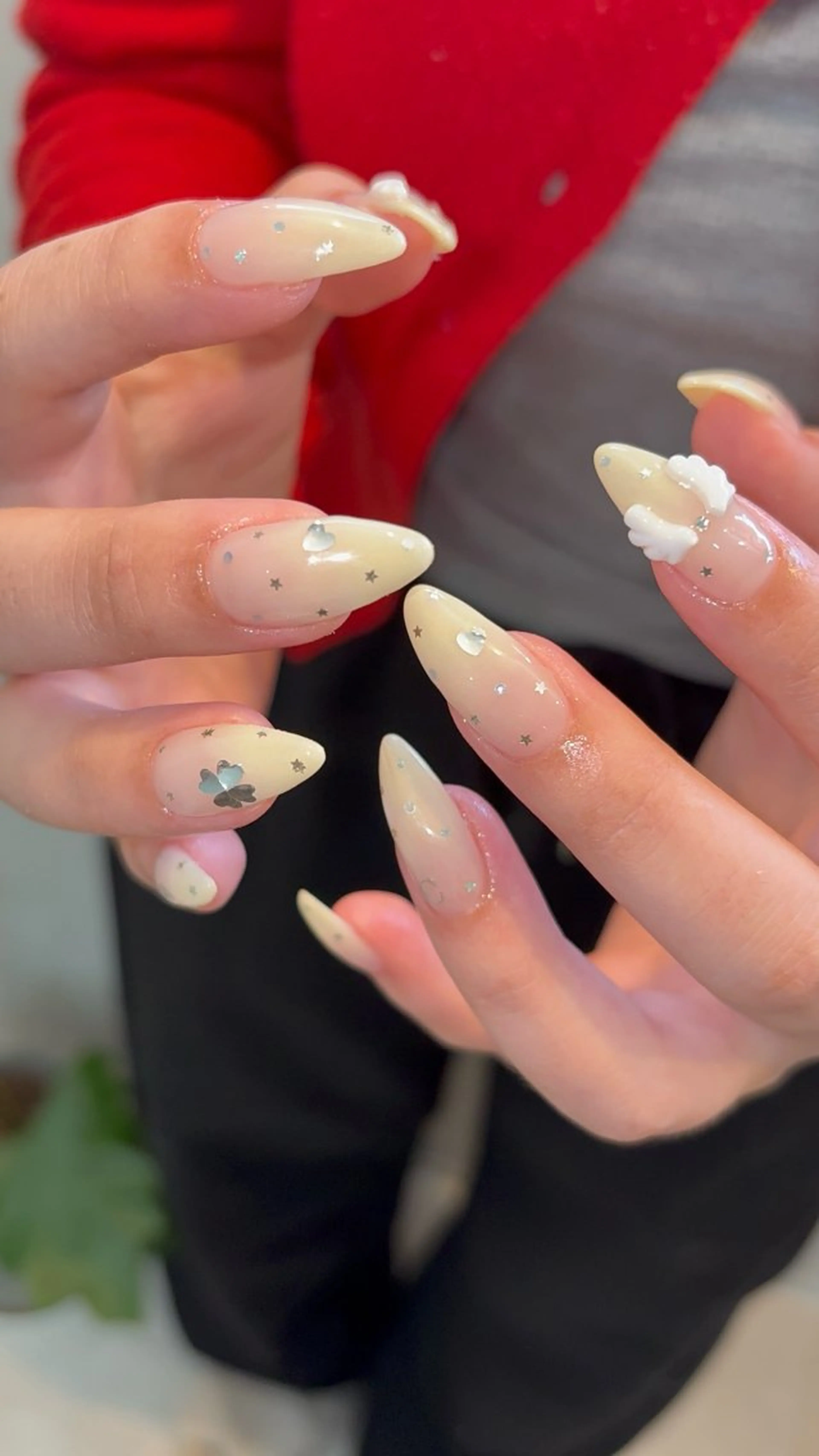 ネイル グラデーション 韓国ネイル パステルネイル 春ネイル ハンドネイル nué nail 【halu】のネイルデザイン