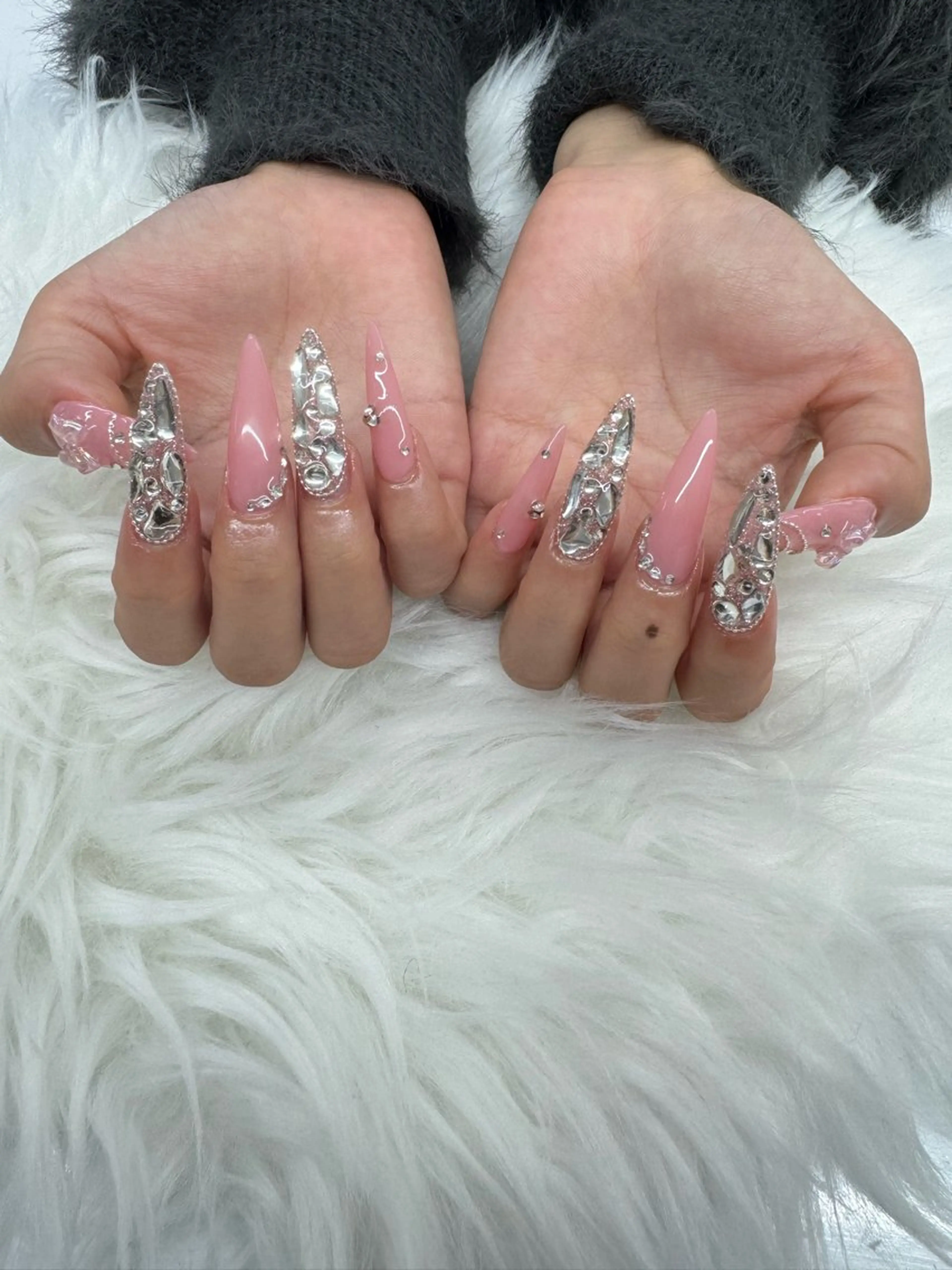 ネイル LuCie Nail所属・LuCie Nailのネイルデザイン