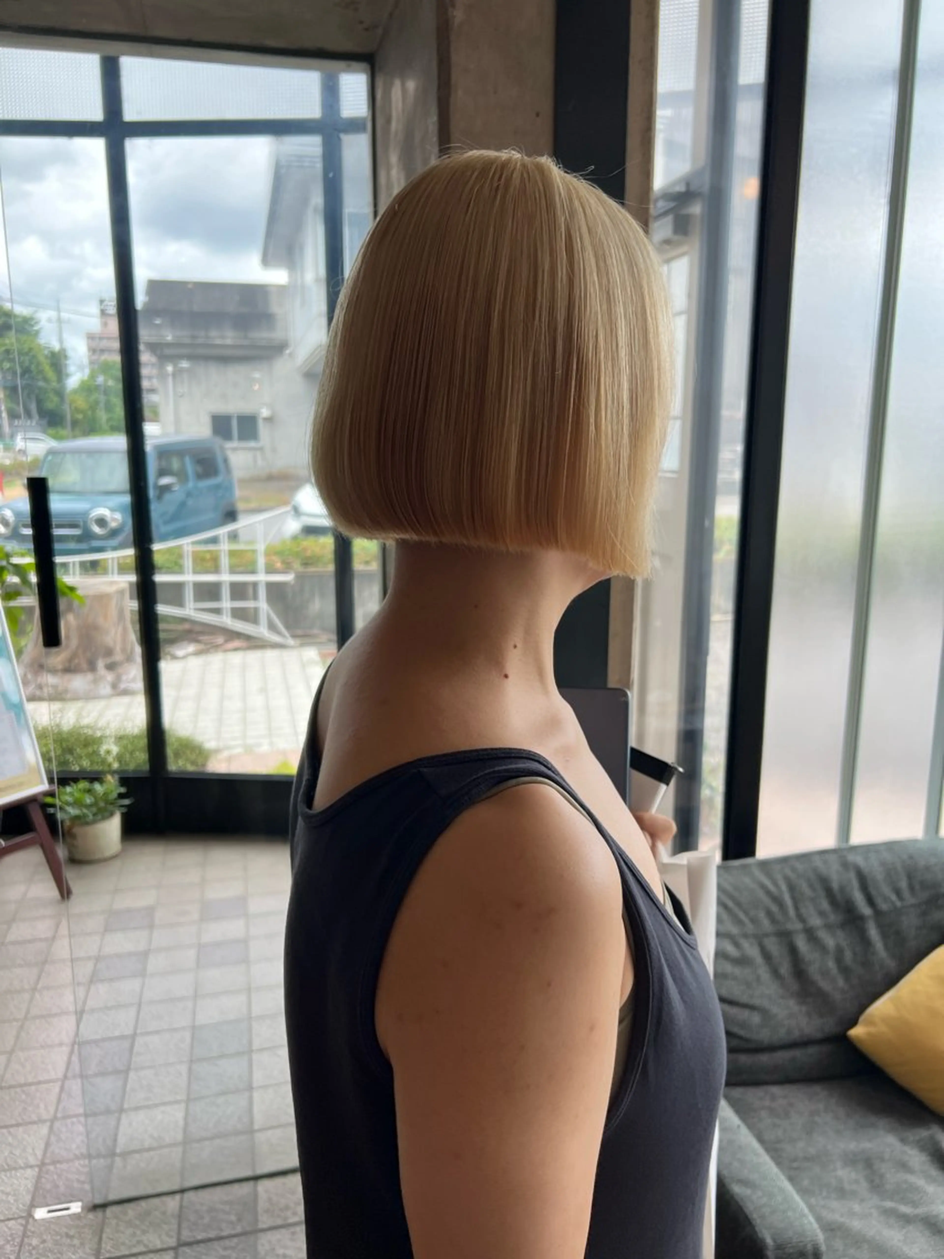ショート カラー 只野 真衣のヘアスタイル