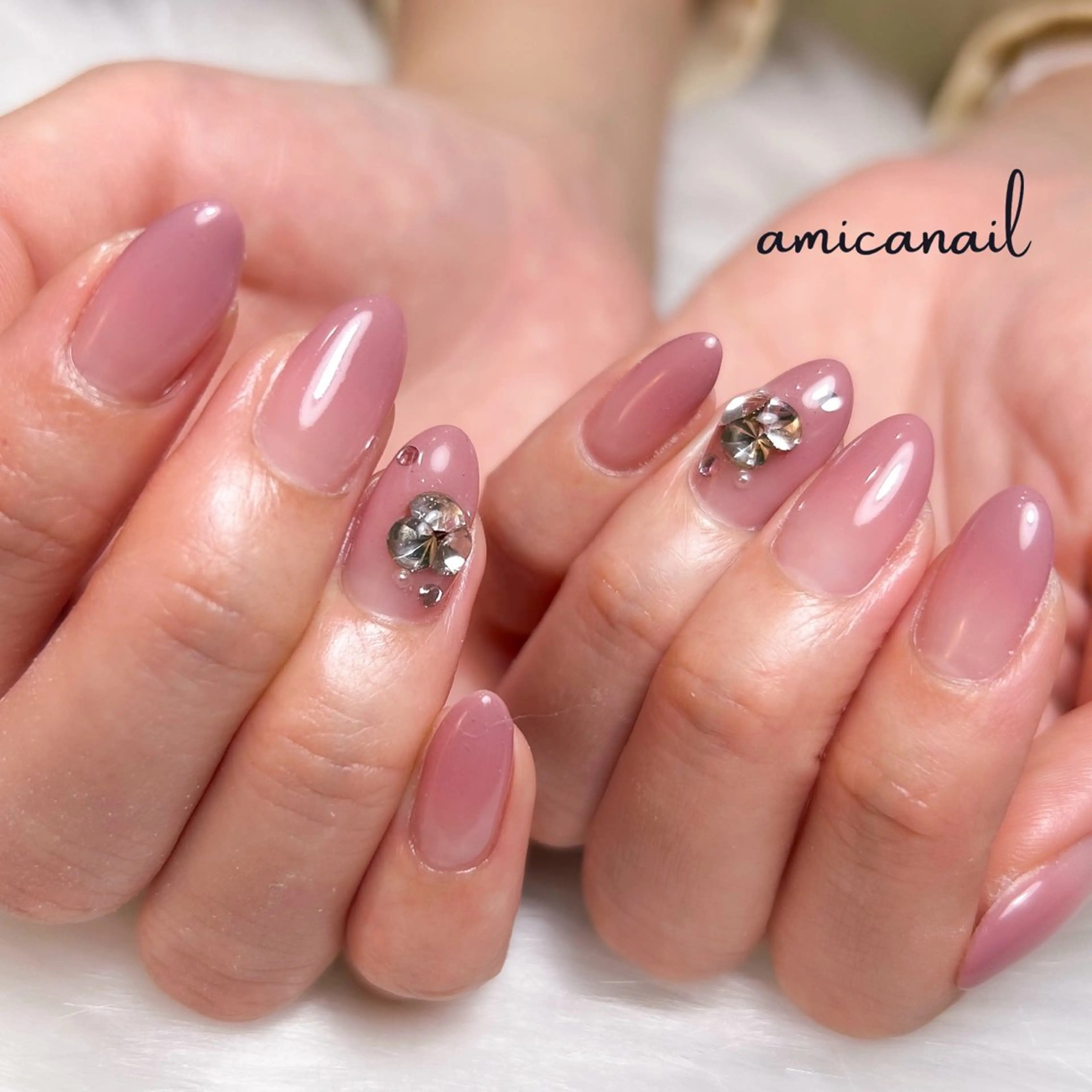 ネイル グラデーション ハンドネイル _amica nail_のネイルデザイン
