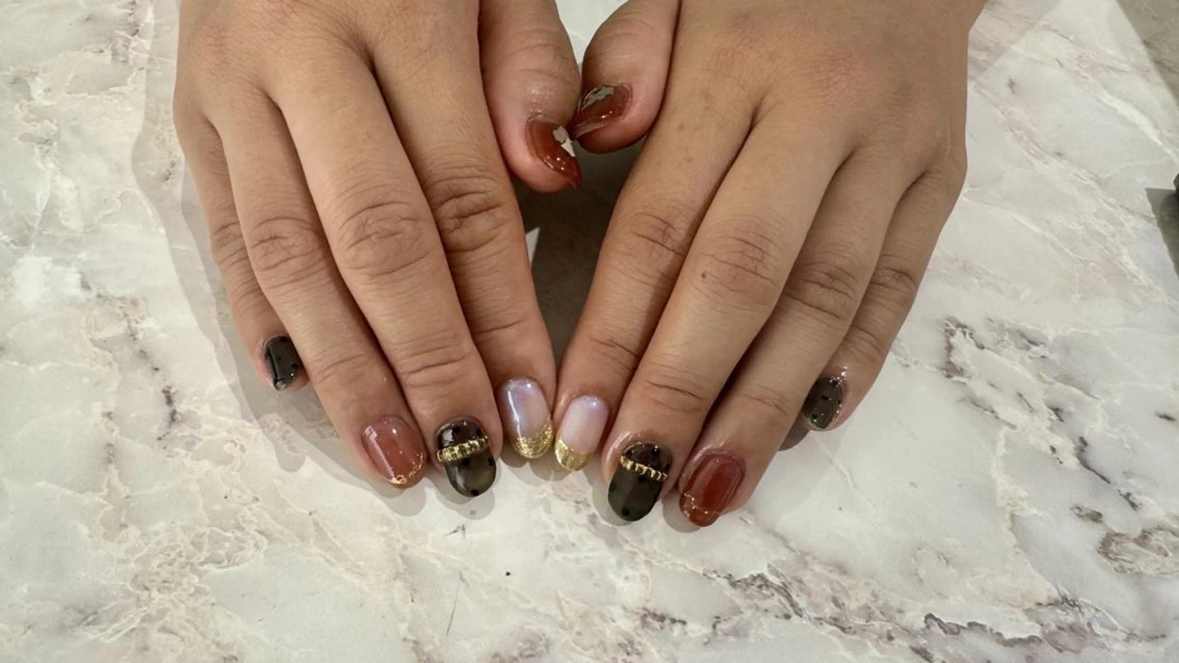 ネイル マットネイル 持ち込み ハンドネイル SalonLinda Marikoのネイルデザイン