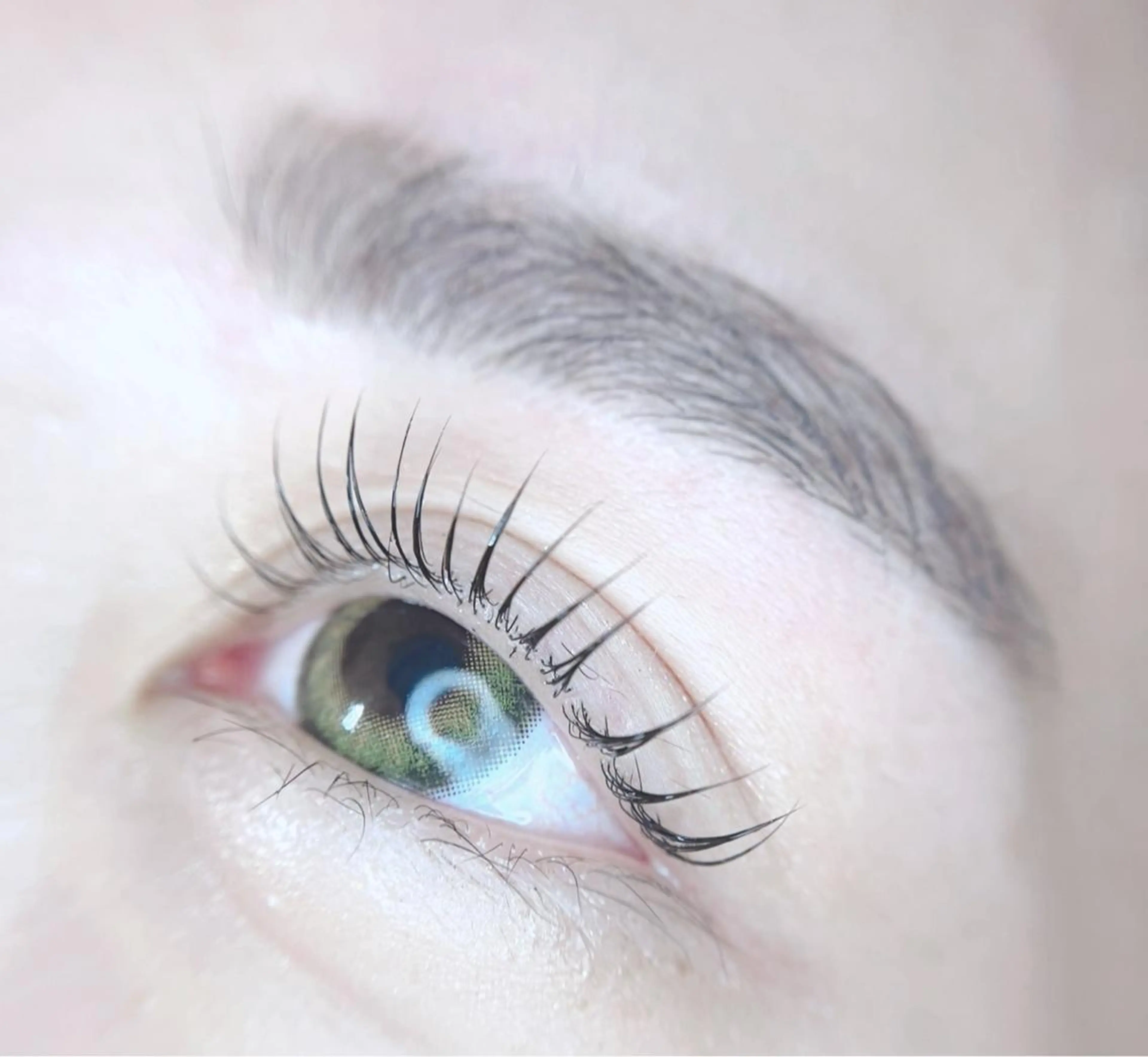 マツエク・マツパ アイブロウ ケラチンラッシュリフト Vorne Monterのマツエク・マツパデザイン