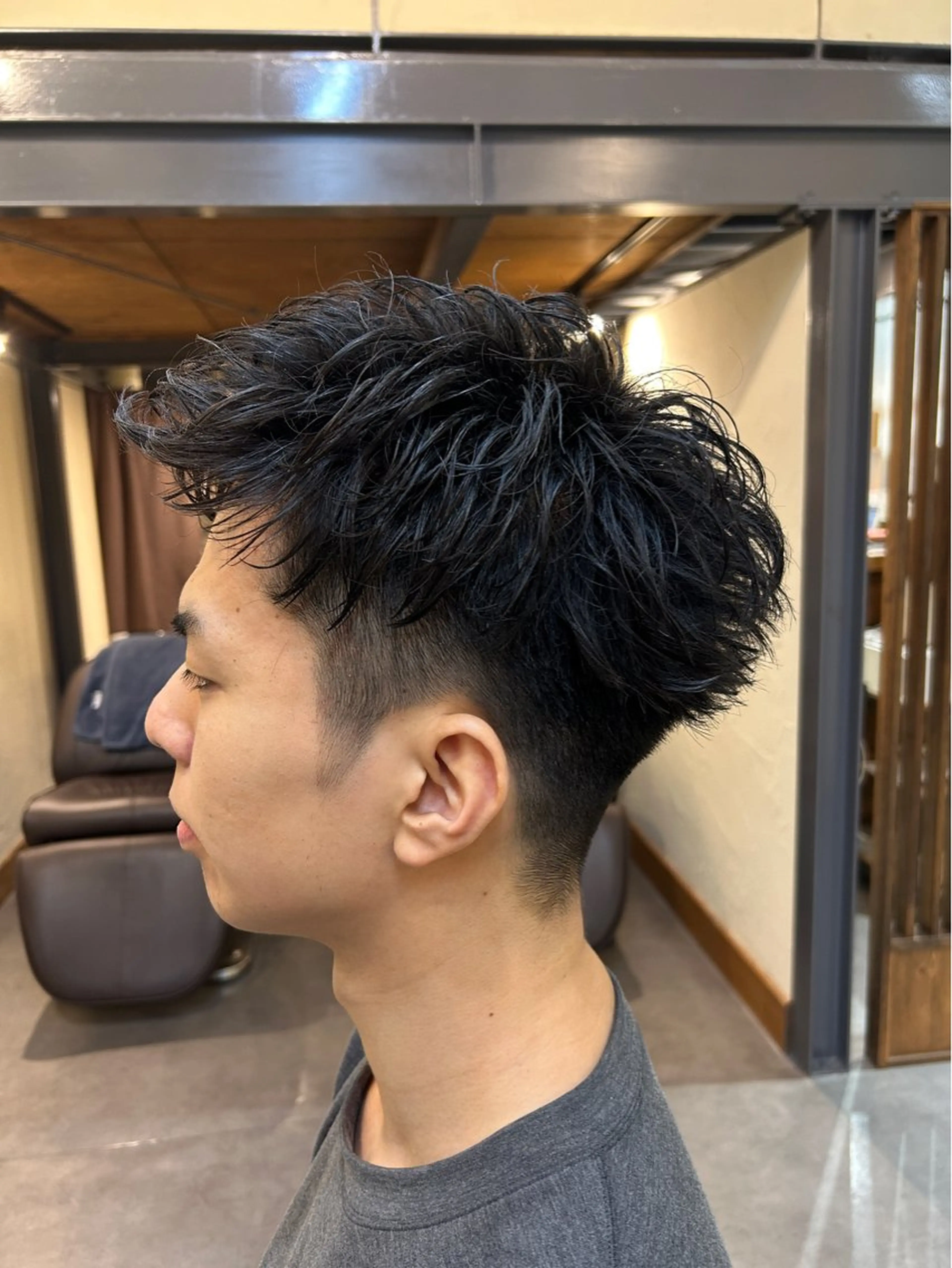 パーマ メンズ メンズパーマ ニュアンスパーマ カット パーマ メンズ特化美容師 岩田拓海のヘアスタイル