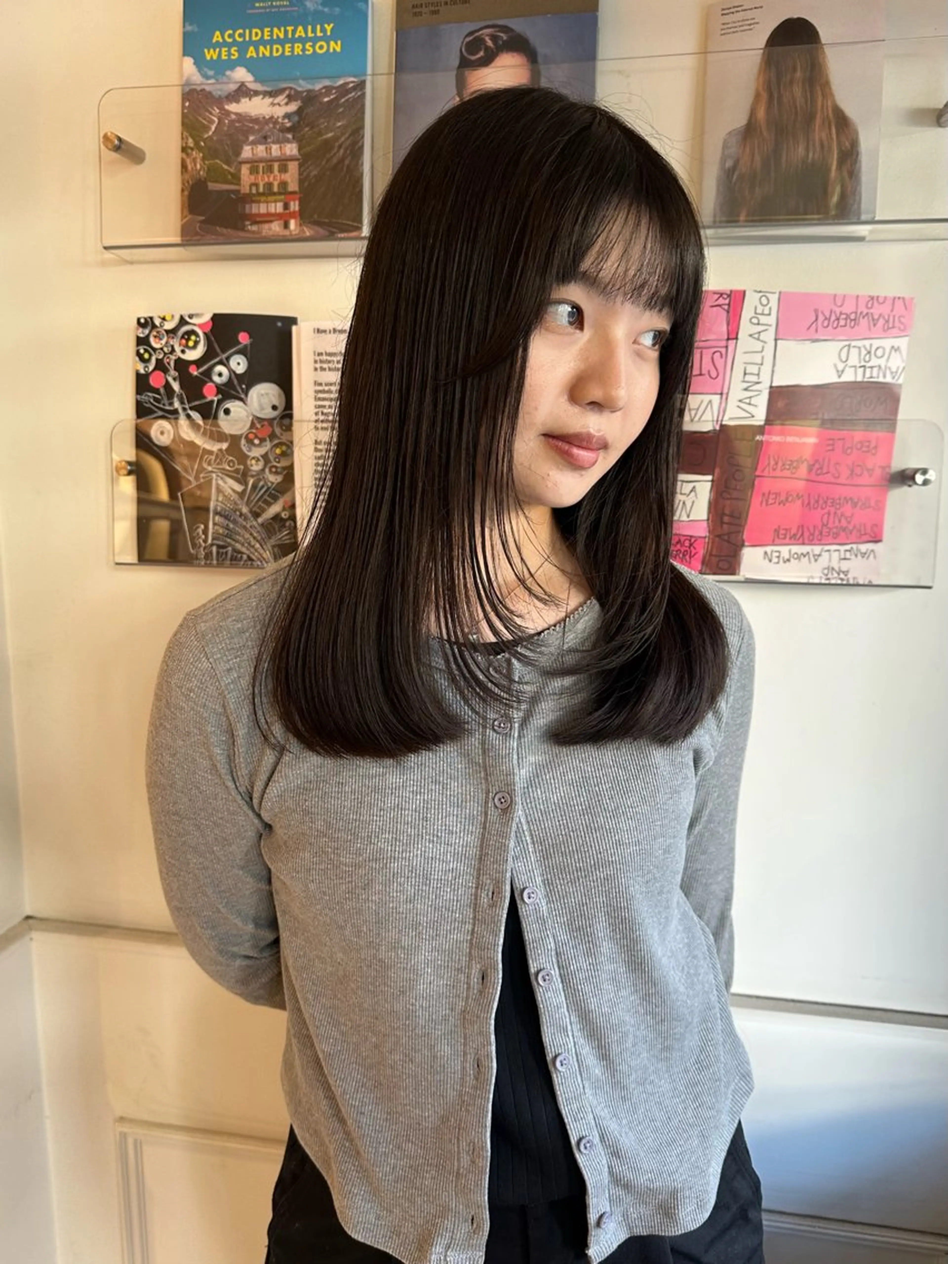 セミロング レイヤーカット カット ヘアカラー Manaka🟤 今泉　Musiiikのヘアスタイル