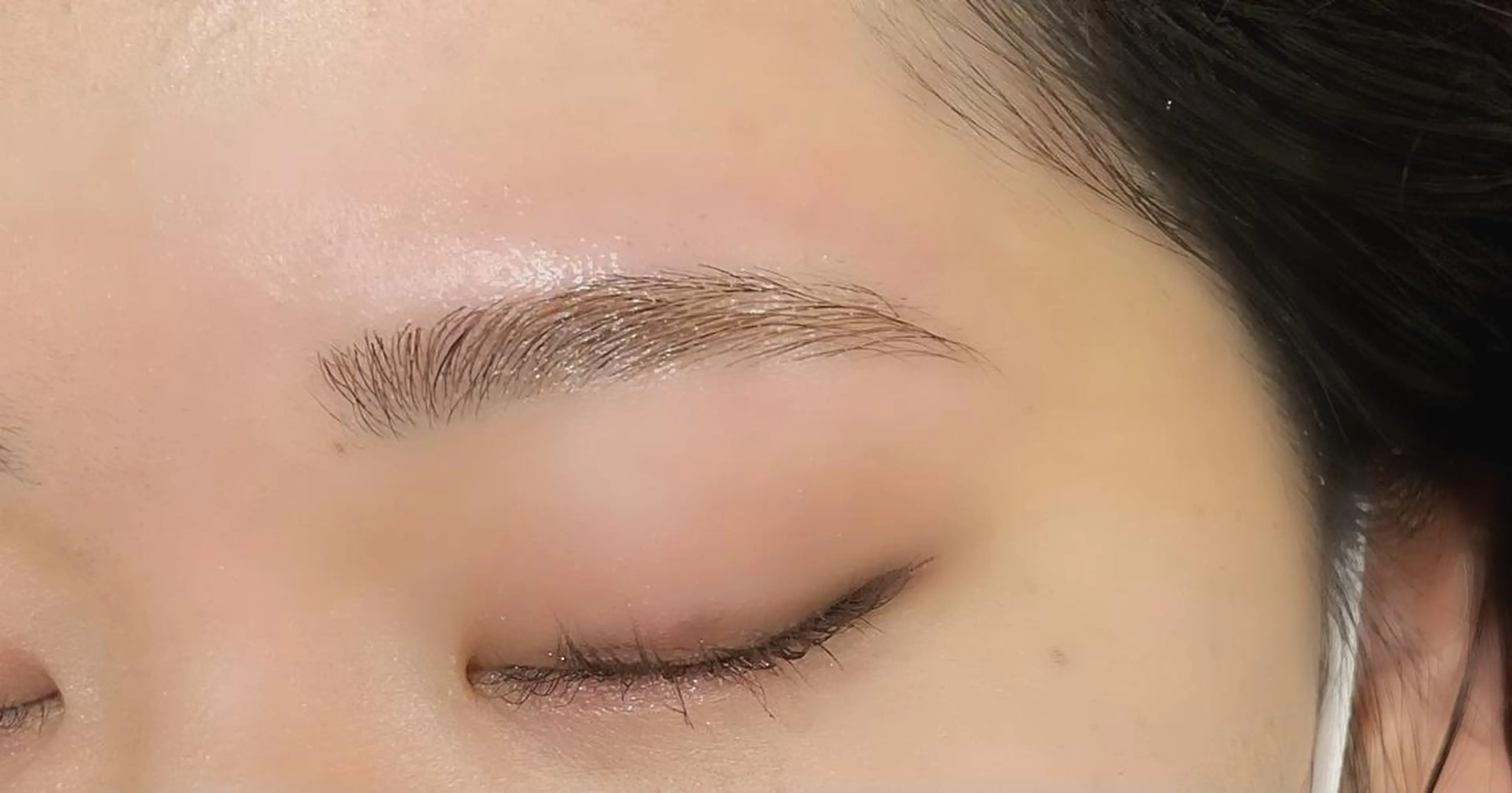 アイブロウ ワックス脱毛 眉カット その他(アイブロウ) une FEMINの眉毛・アイブロウイメージ