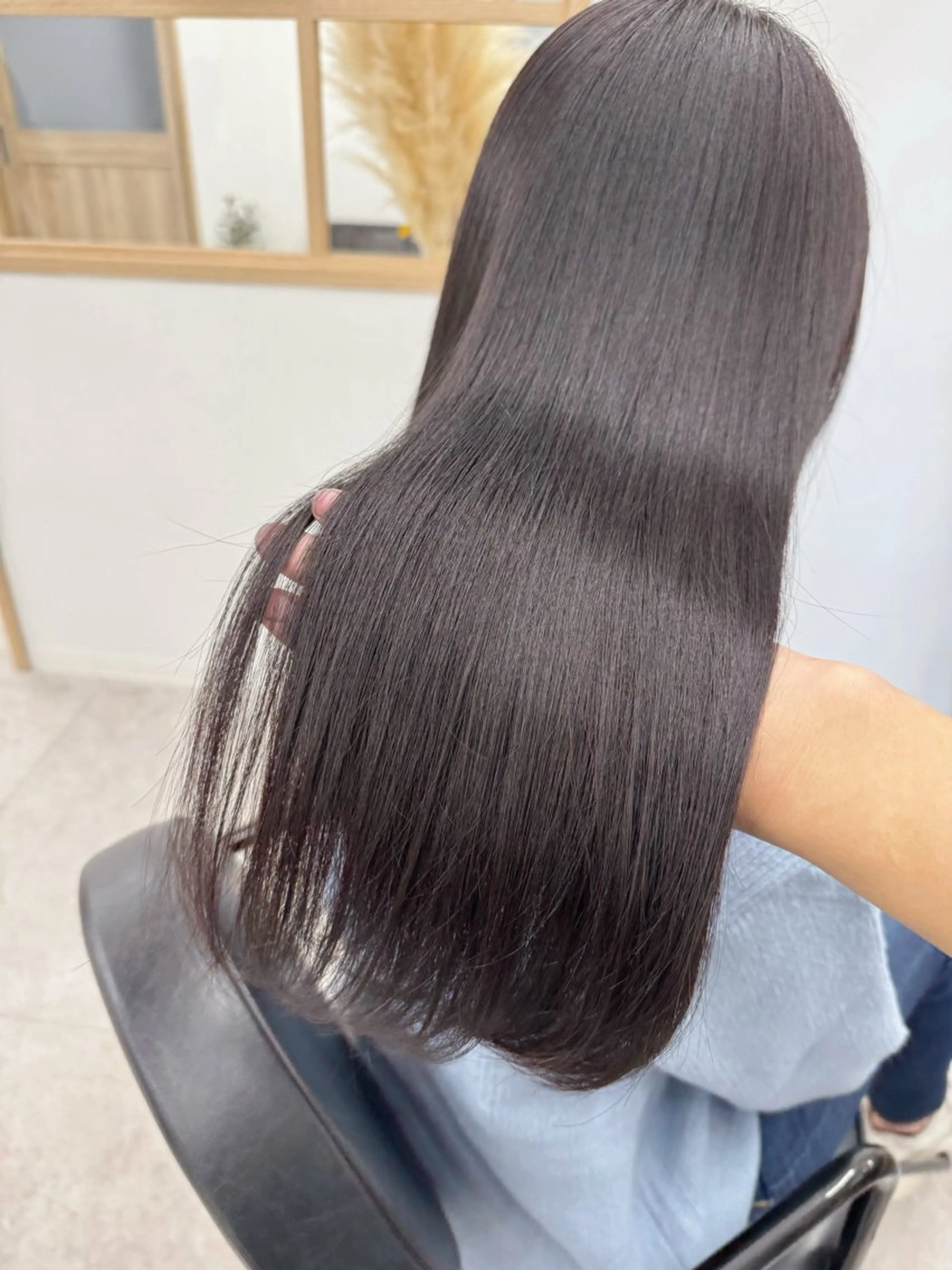 セミロング カラー ブラウンカラー イルミナカラー ラベンダーカラー ラベンダーブラウン 髪質改善 カット ヘアカラー トリートメント ヘッドスパ fhami 店長 髪質改善　DAITOのヘアスタイル