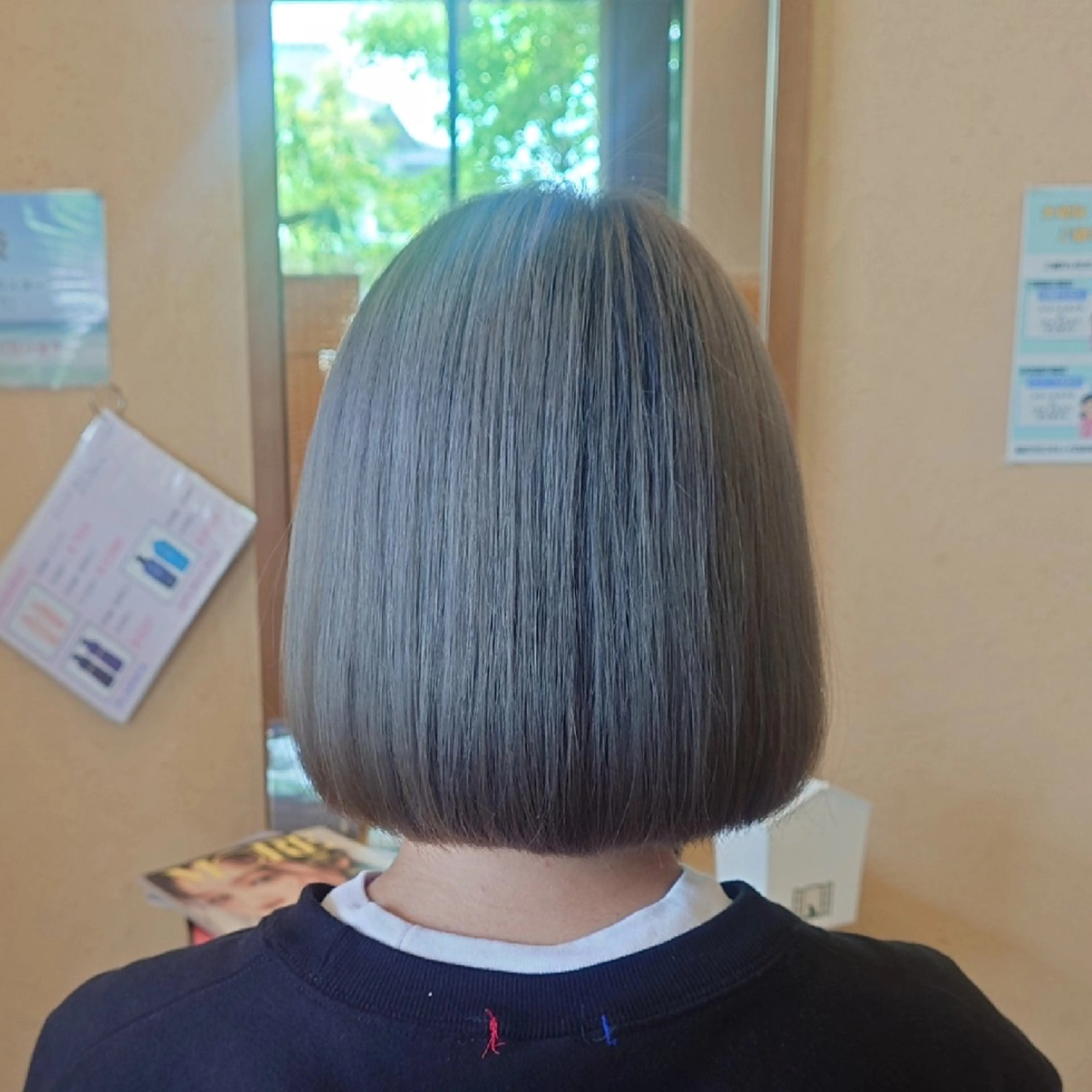 ミディアム カラー シルバー ara (荒武梨香)  のその他イメージ