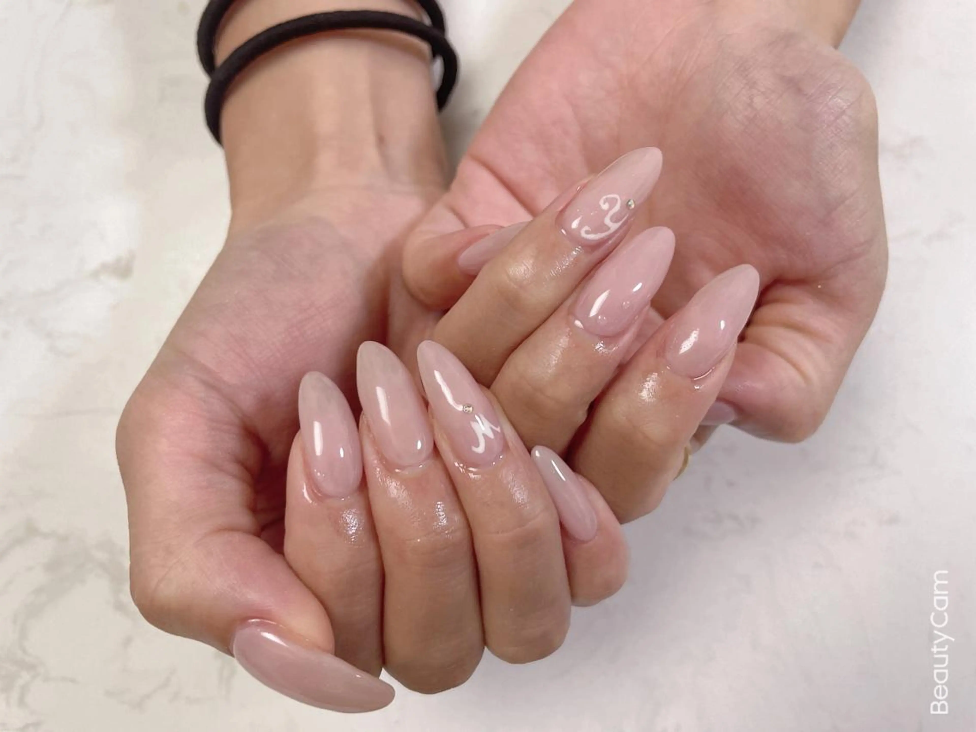 ネイル ネイルサロンエクラ 🫧Shizukaのネイルデザイン