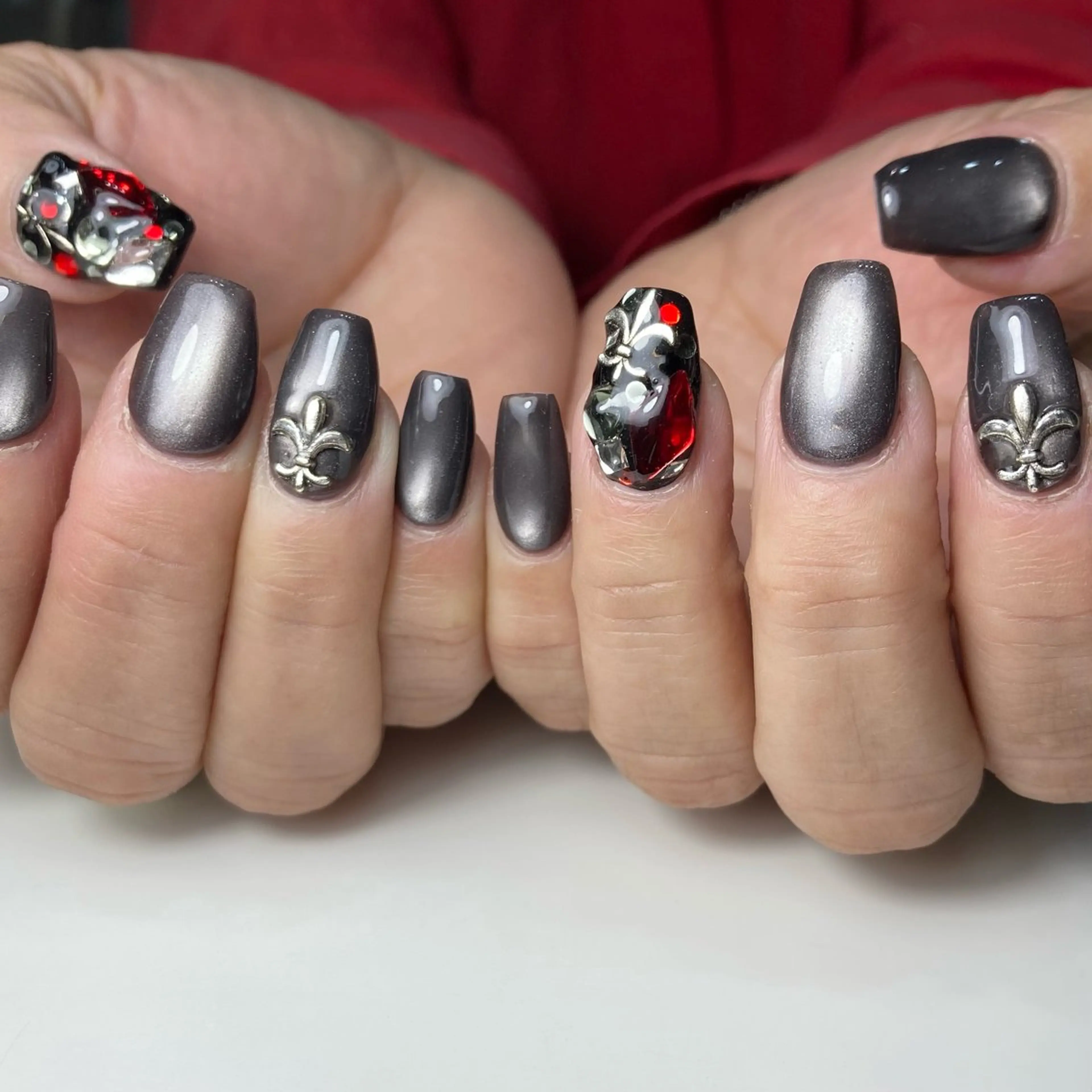 ネイル Legit nail salonのネイルデザイン