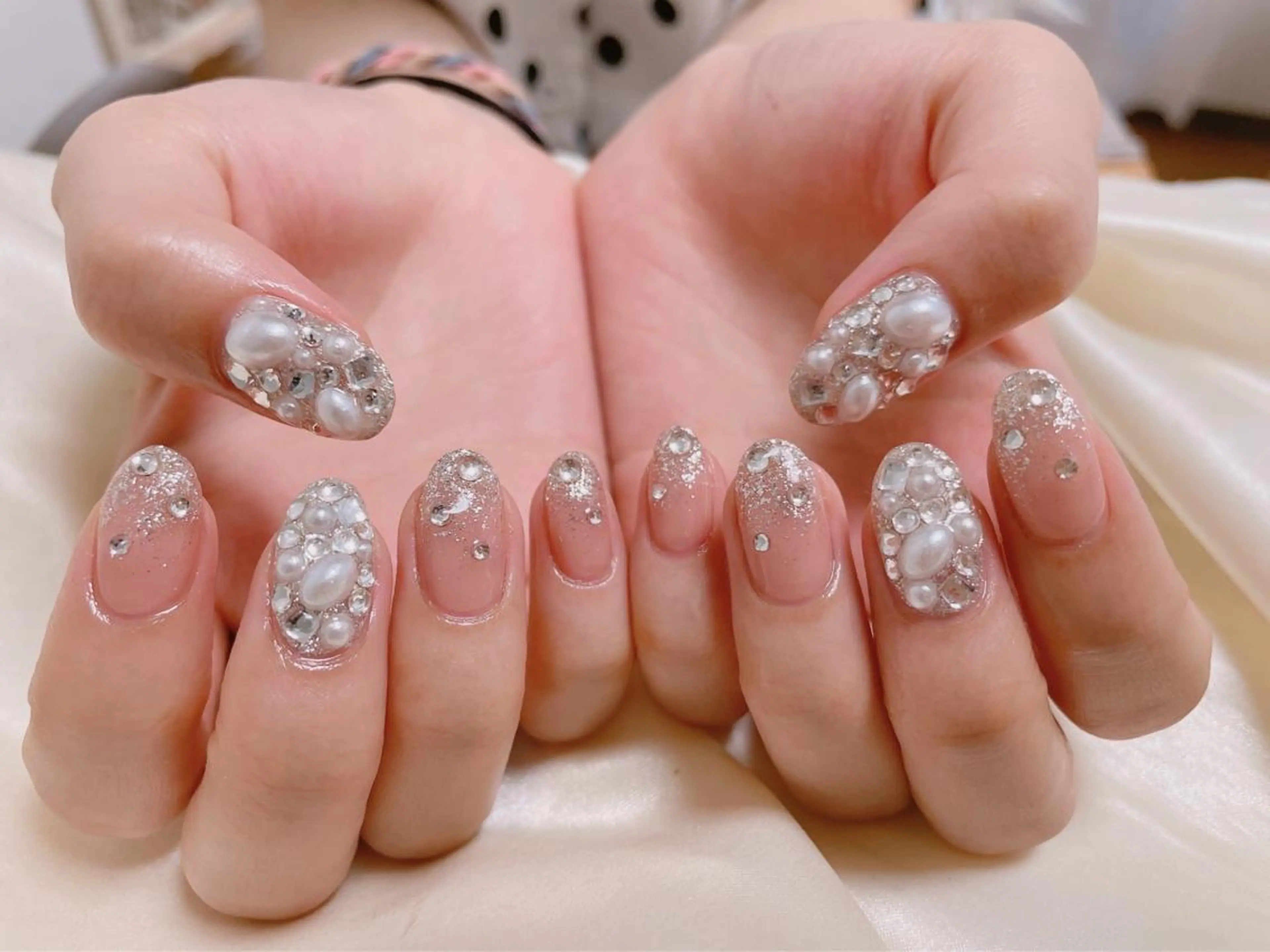 ネイル キラキラネイル kiki nail &brow二子玉川の眉毛・アイブロウイメージ