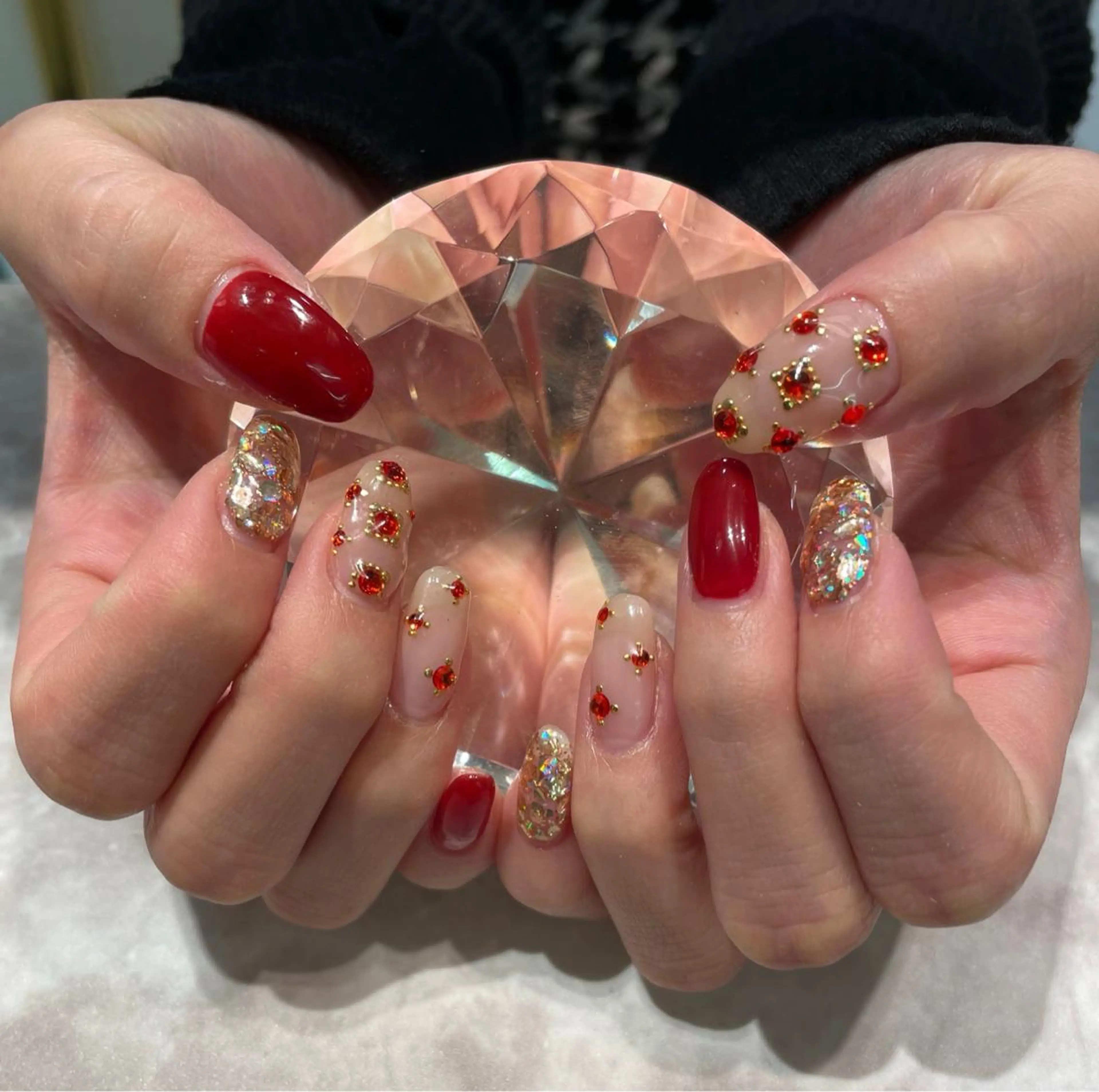 ネイル アートネイル ストーンネイル Liora所属・nail mnのネイルデザイン