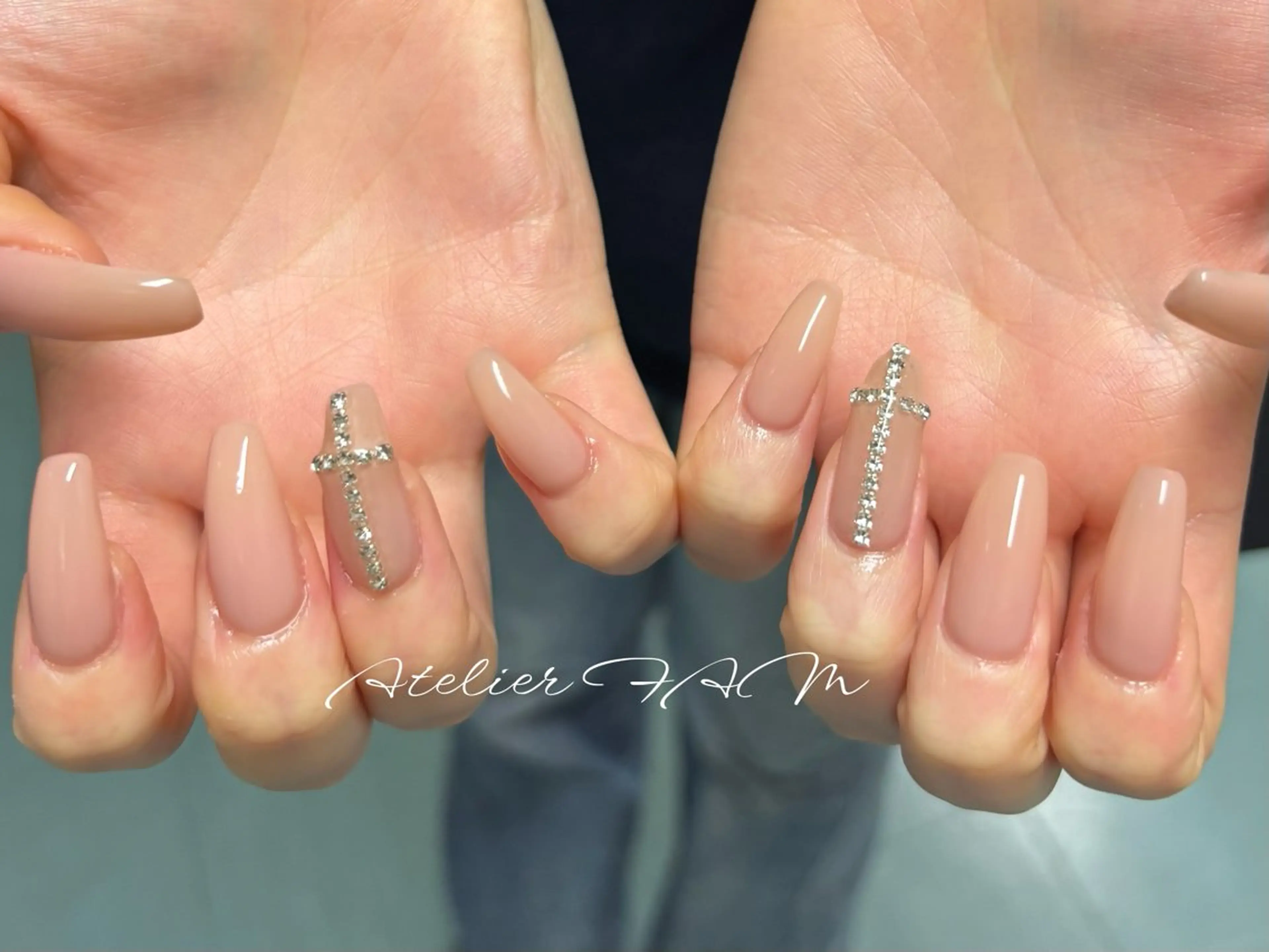 ミディアム ハンドネイル アトリエ FAMのネイルデザイン
