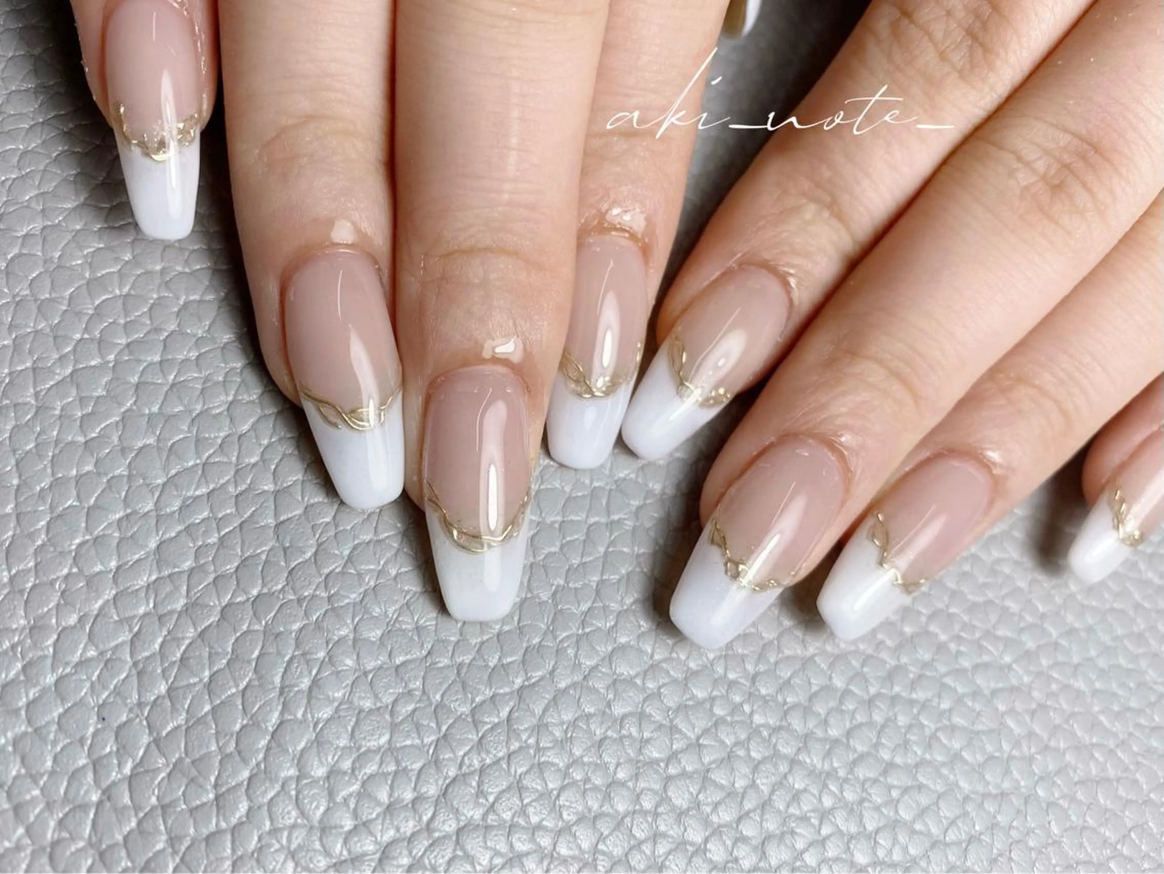 ネイル アートネイル ミラーネイル ハンドネイル GRANDE大須 栄/店長 aki🌙のネイルデザイン