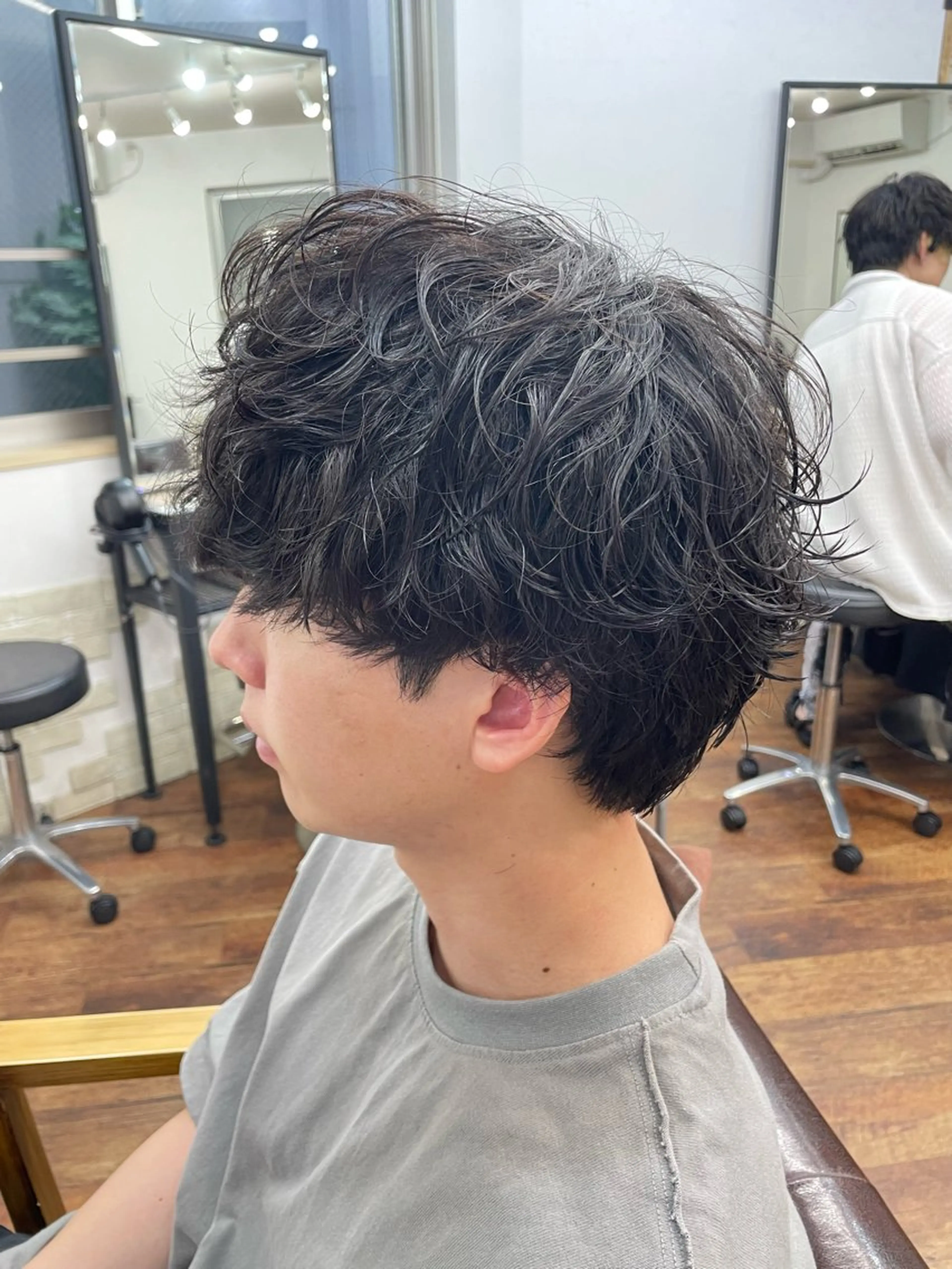 パーマ メンズ マッシュウルフ マッシュ メンズパーマ メンズウルフカット ウルフカット RITSUKI横浜 メンズ特化😎のヘアスタイル
