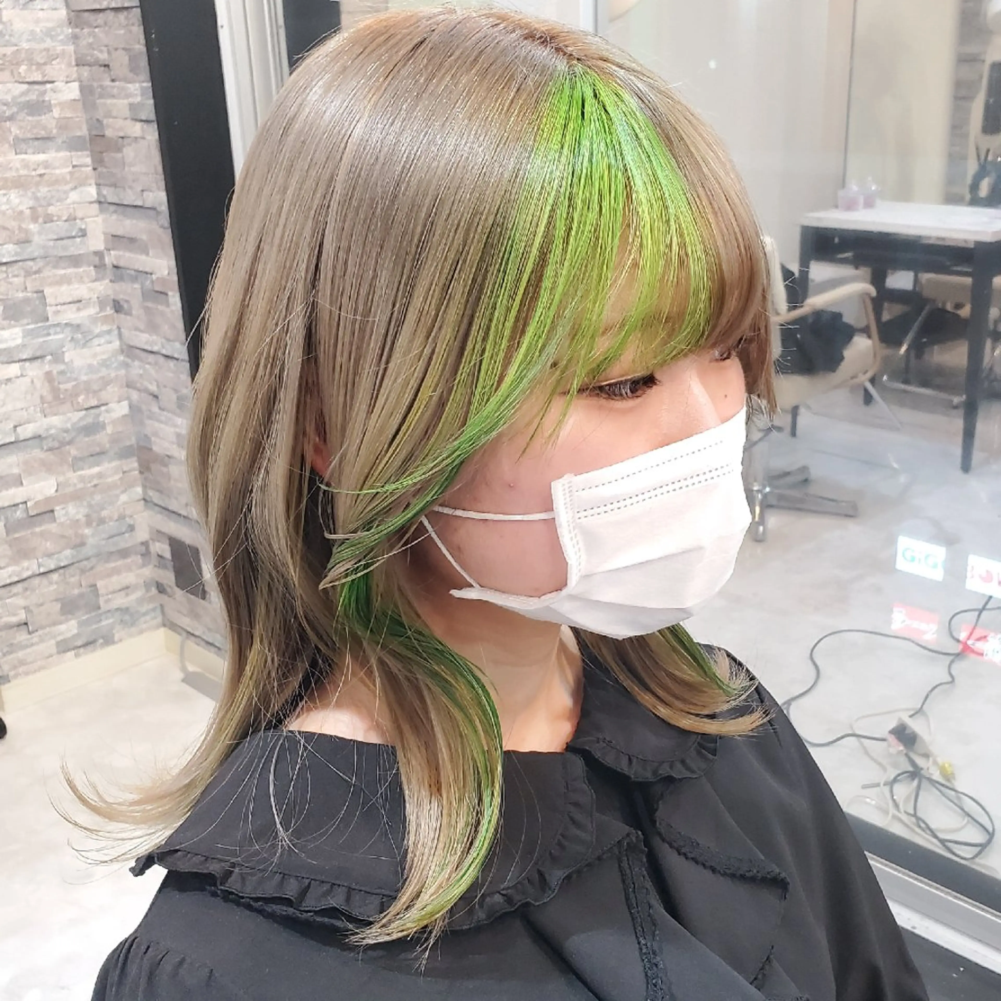 セミロング カラー ベージュカラー ブリーチ ケアブリーチ デザインカラー ハイトーンカラー ヘアカラー トリートメント 派手髪/ハイトーン/ エクステ✨ユウキのヘアスタイル