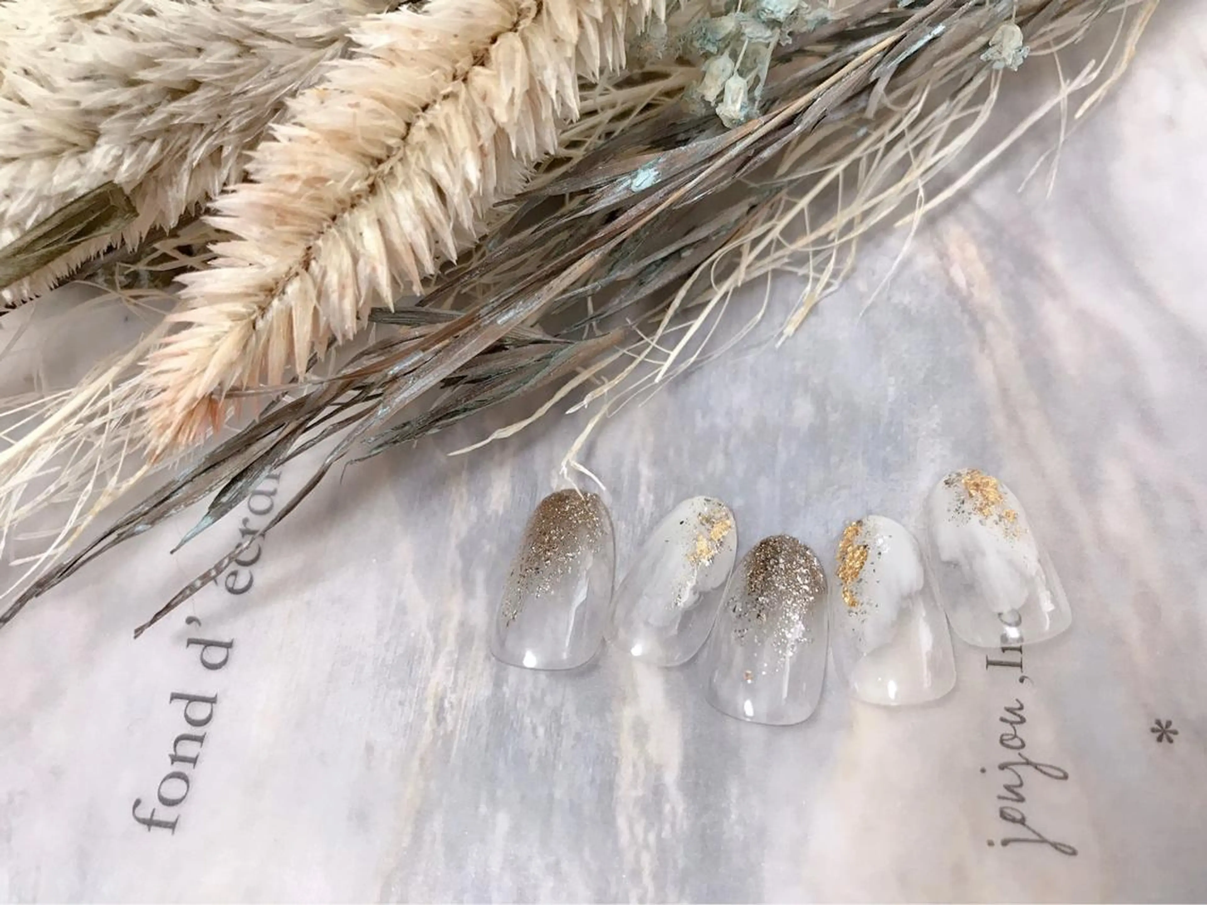 ネイル mogunail &blowのネイルデザイン