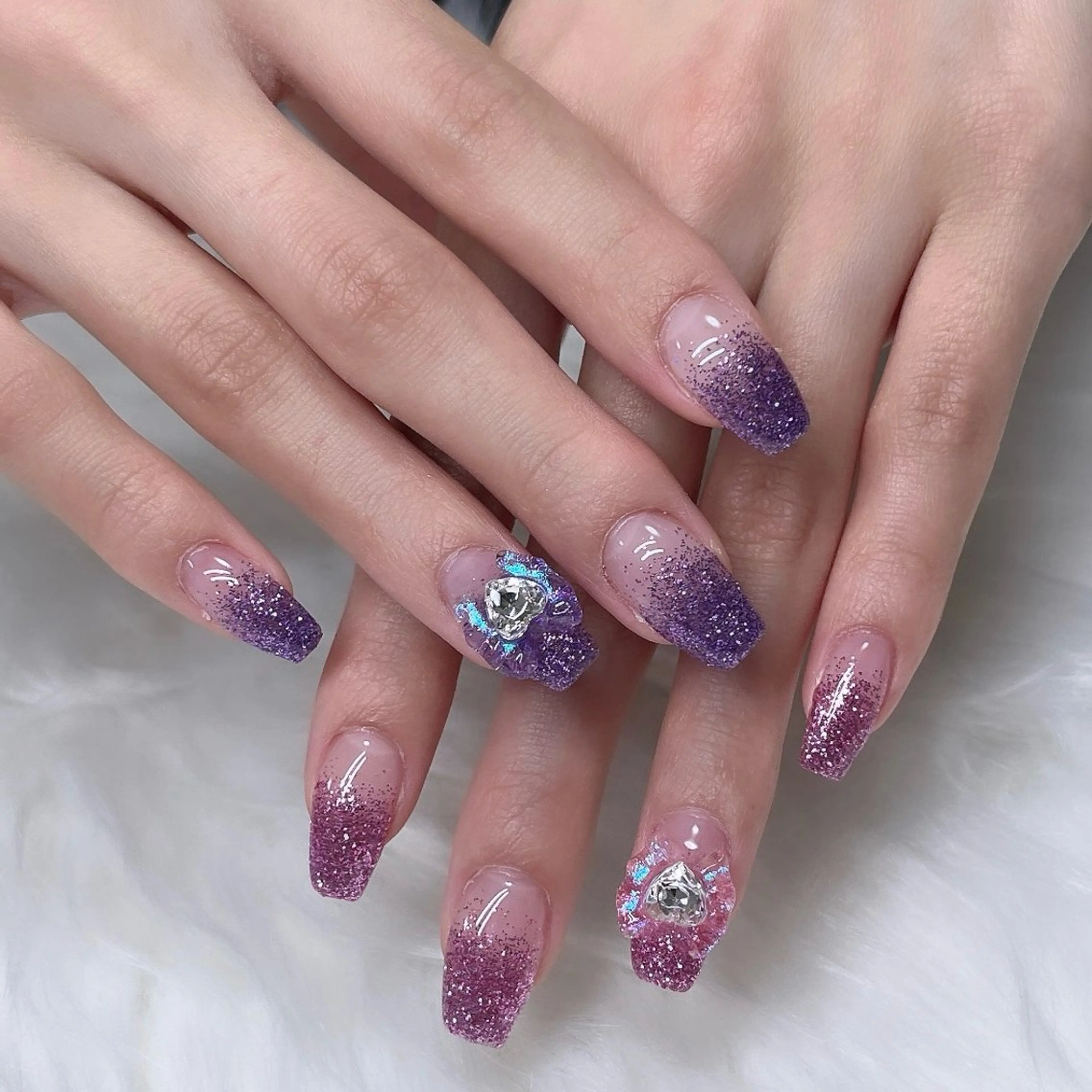 ネイル アートネイル キラキラネイル 韓国ネイル ラメ(グリッター) ロングネイル ハンドネイル 🐕‍🦺Yappy 💗A-tanのネイルデザイン