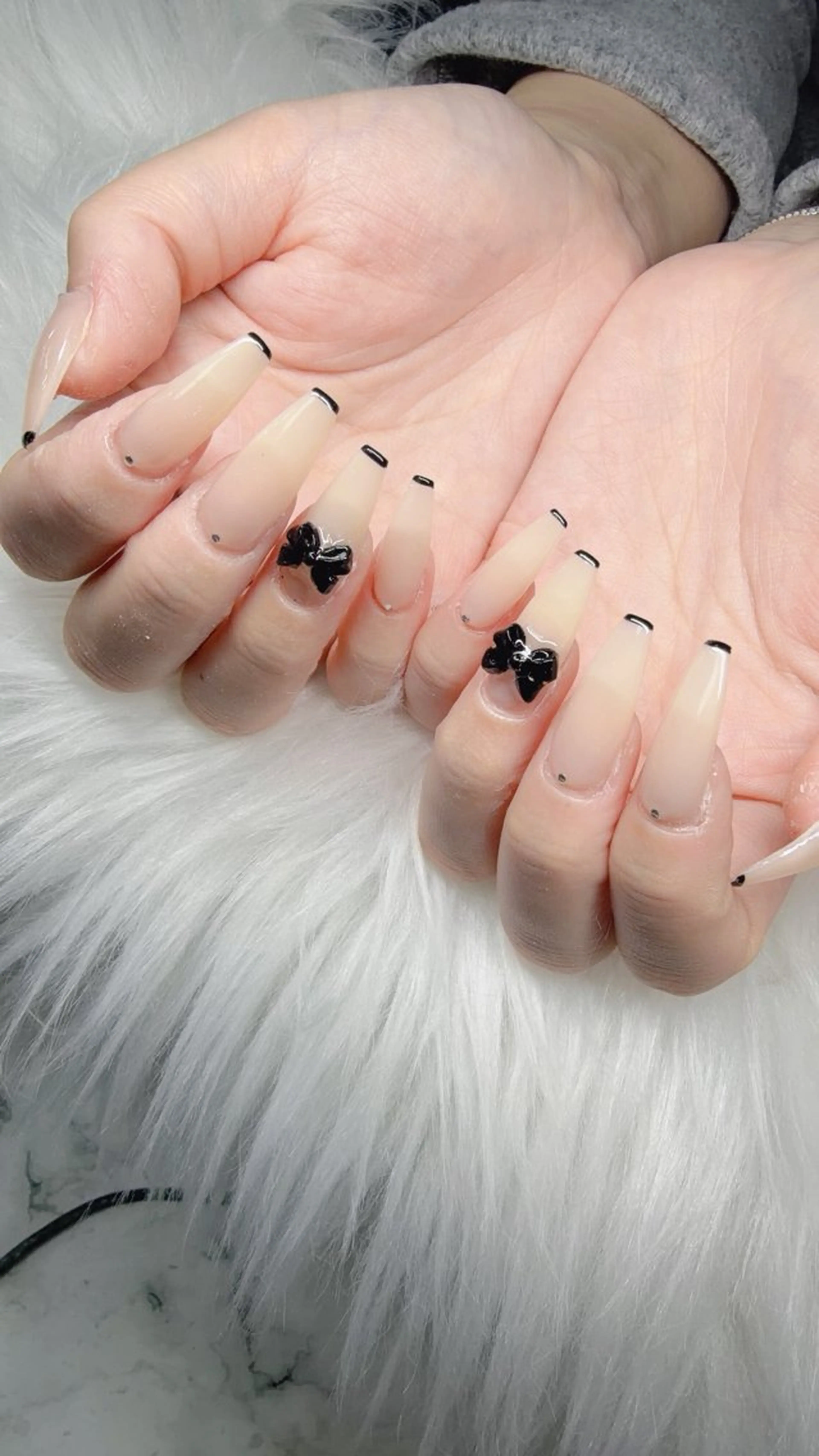 ネイル ハンドネイル Lee Nailsのネイルデザイン