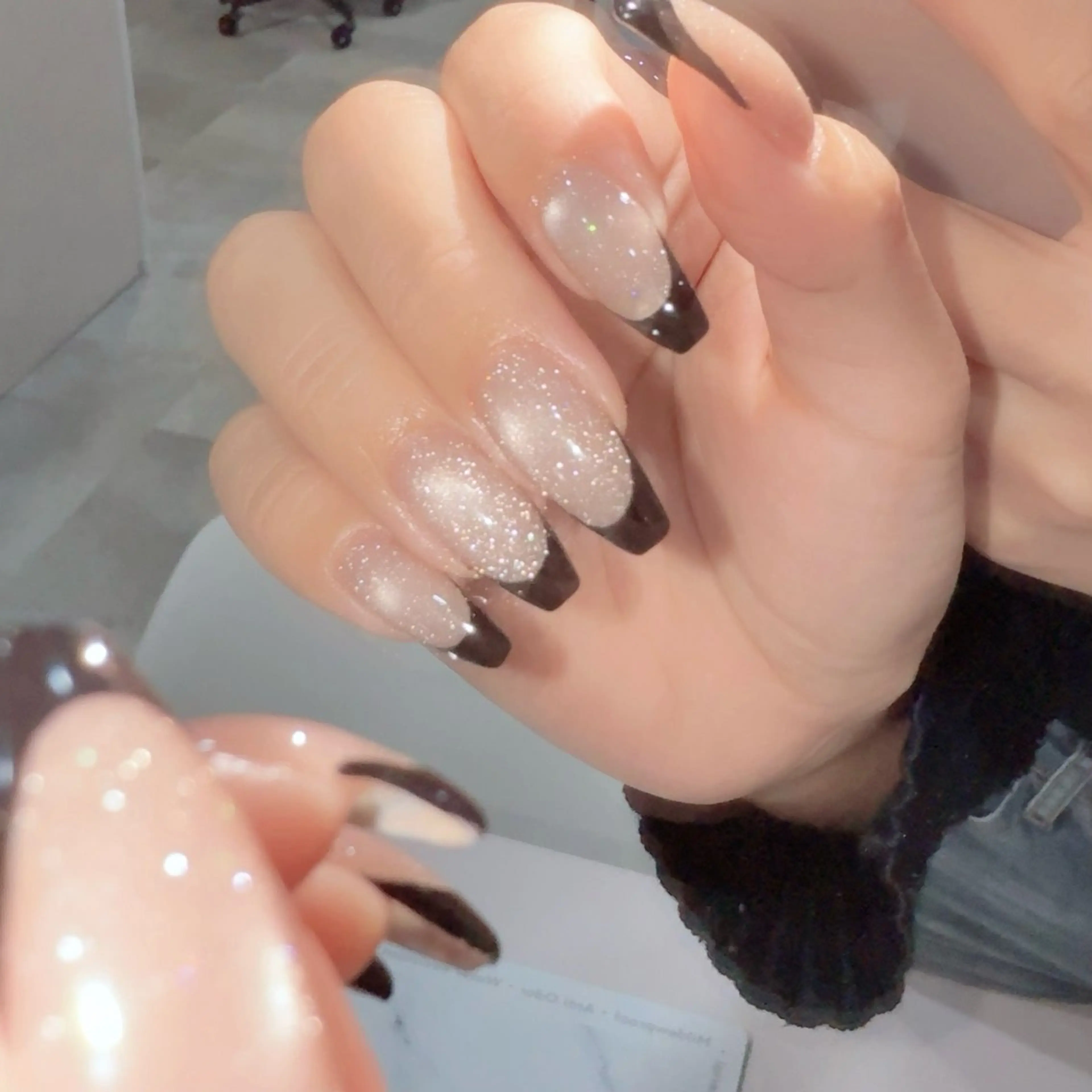 ネイル ジェルネイル キラキラネイル 韓国ネイル マグネットネイル ニュアンスネイル SAORI🎀 マグネット特化サロンのネイルデザイン