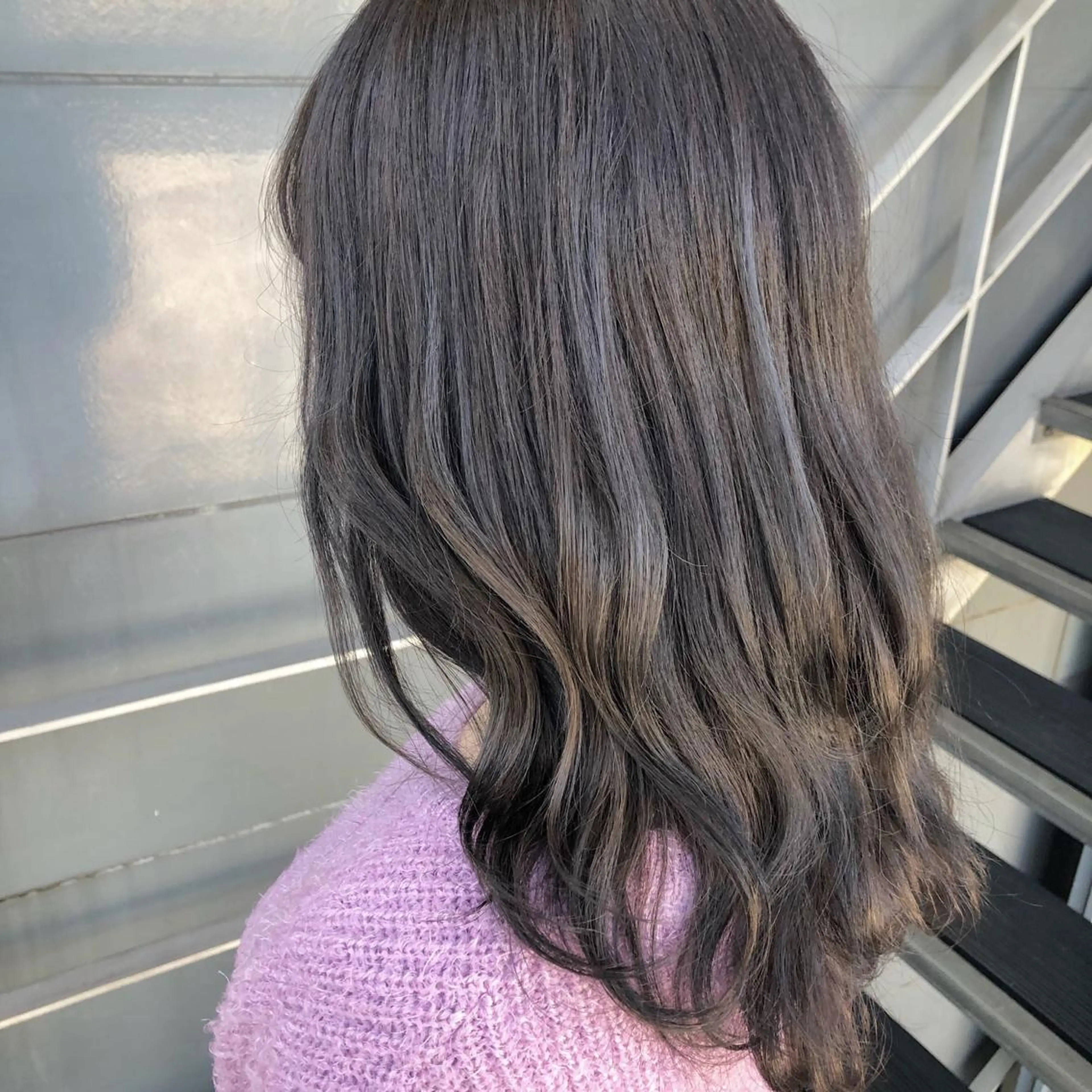 ミディアム カラー グレージュ 女性リピ90%🍨 🩷佐藤みずきのヘアスタイル