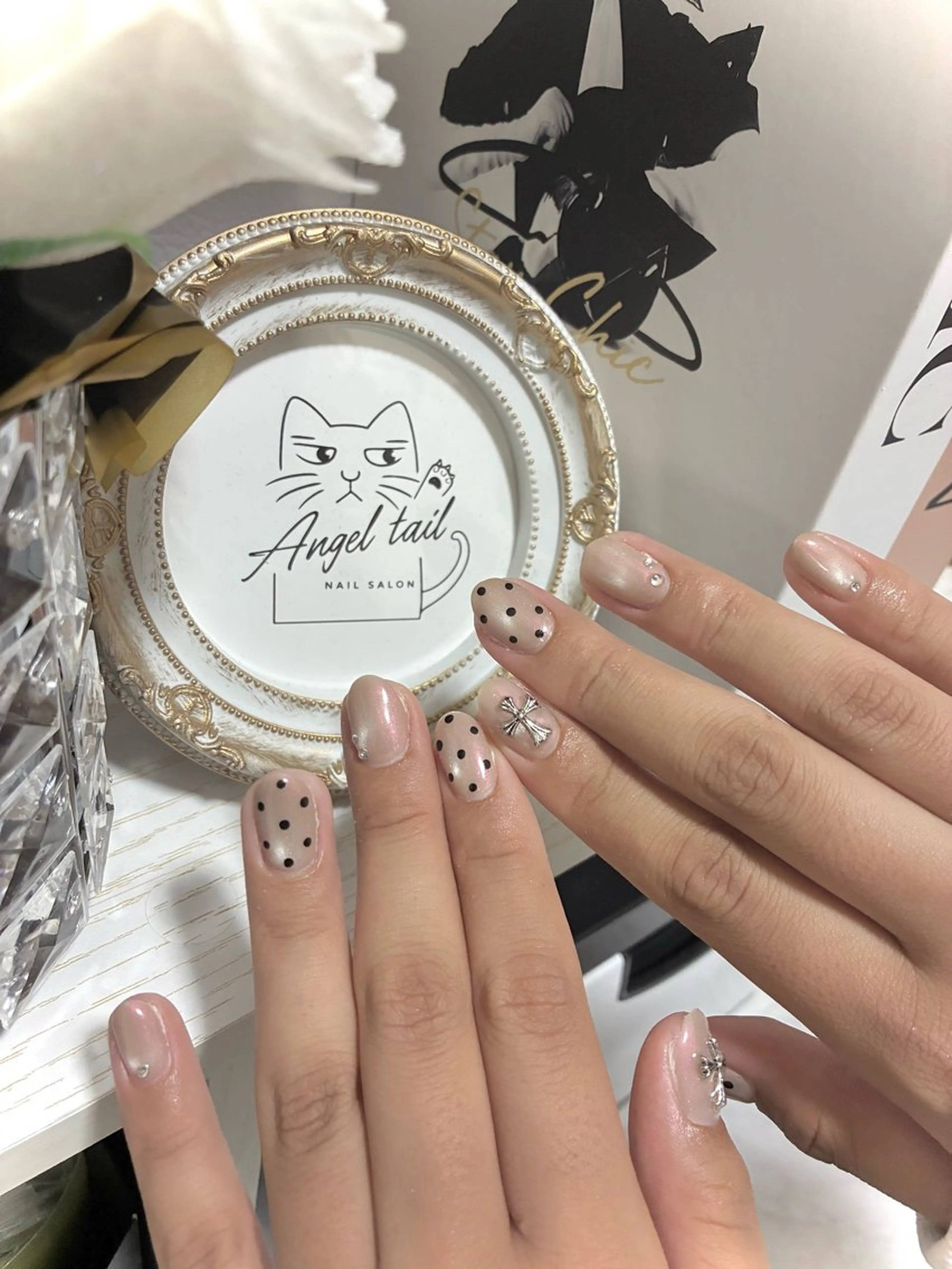 ネイル ハンドネイル Angel tailのネイルデザイン