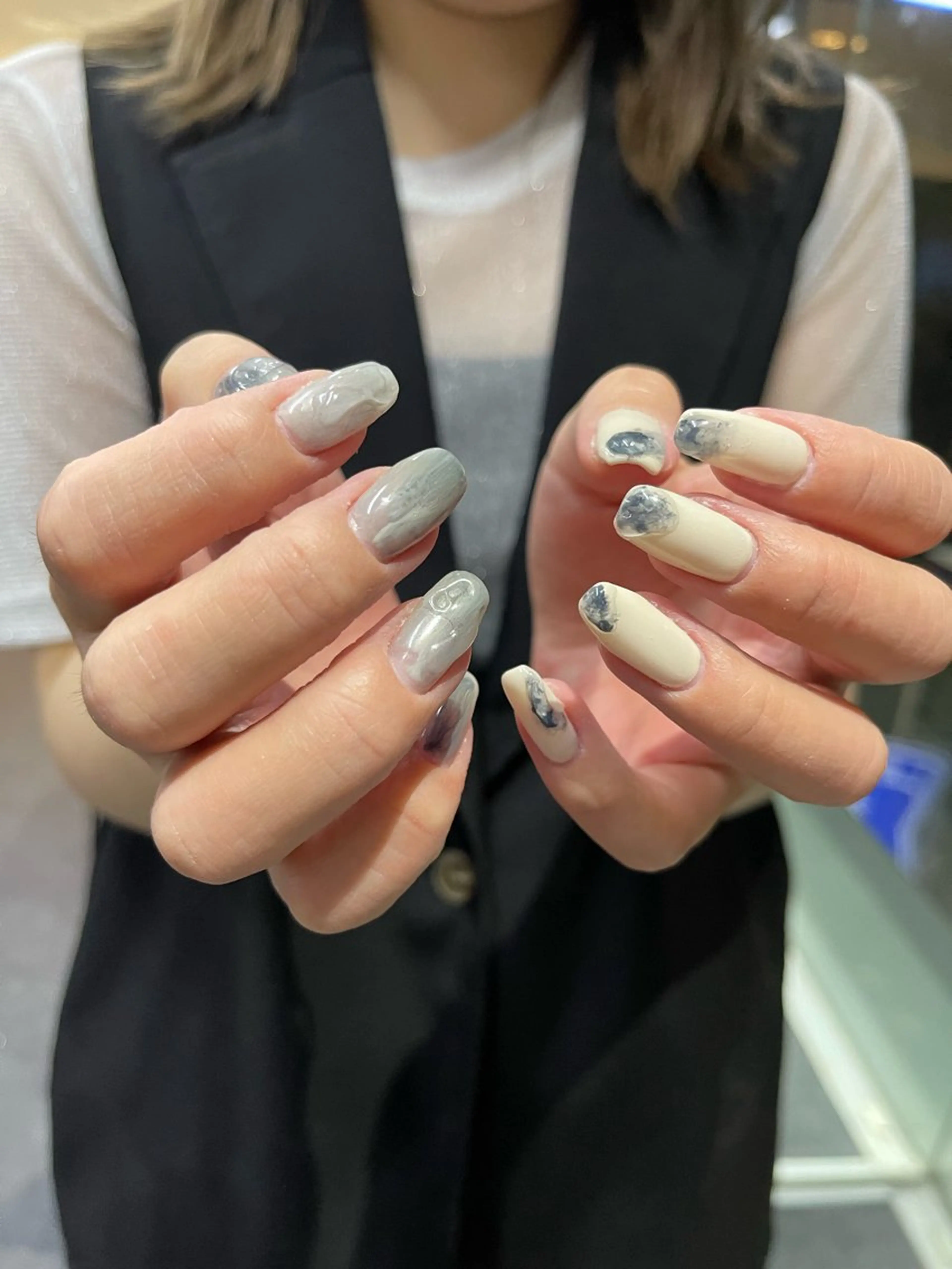 ネイル フレンチネイル マグネットネイル ニュアンスネイル ワンカラーネイル GRANDE大須 Cecil💜のネイルデザイン