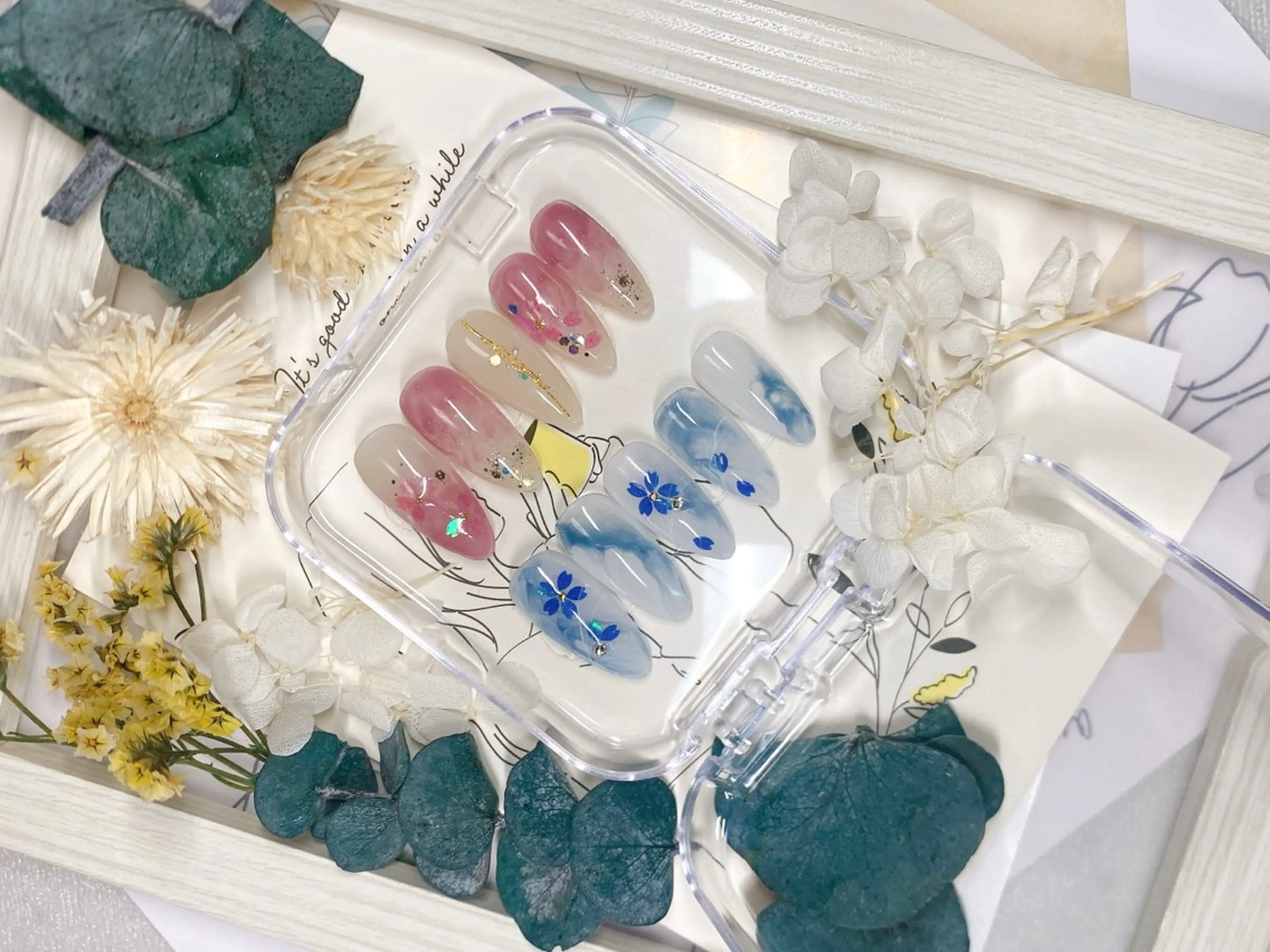 ネイル 春ネイル PLUM  BELL 横浜自宅ネイルのネイルデザイン