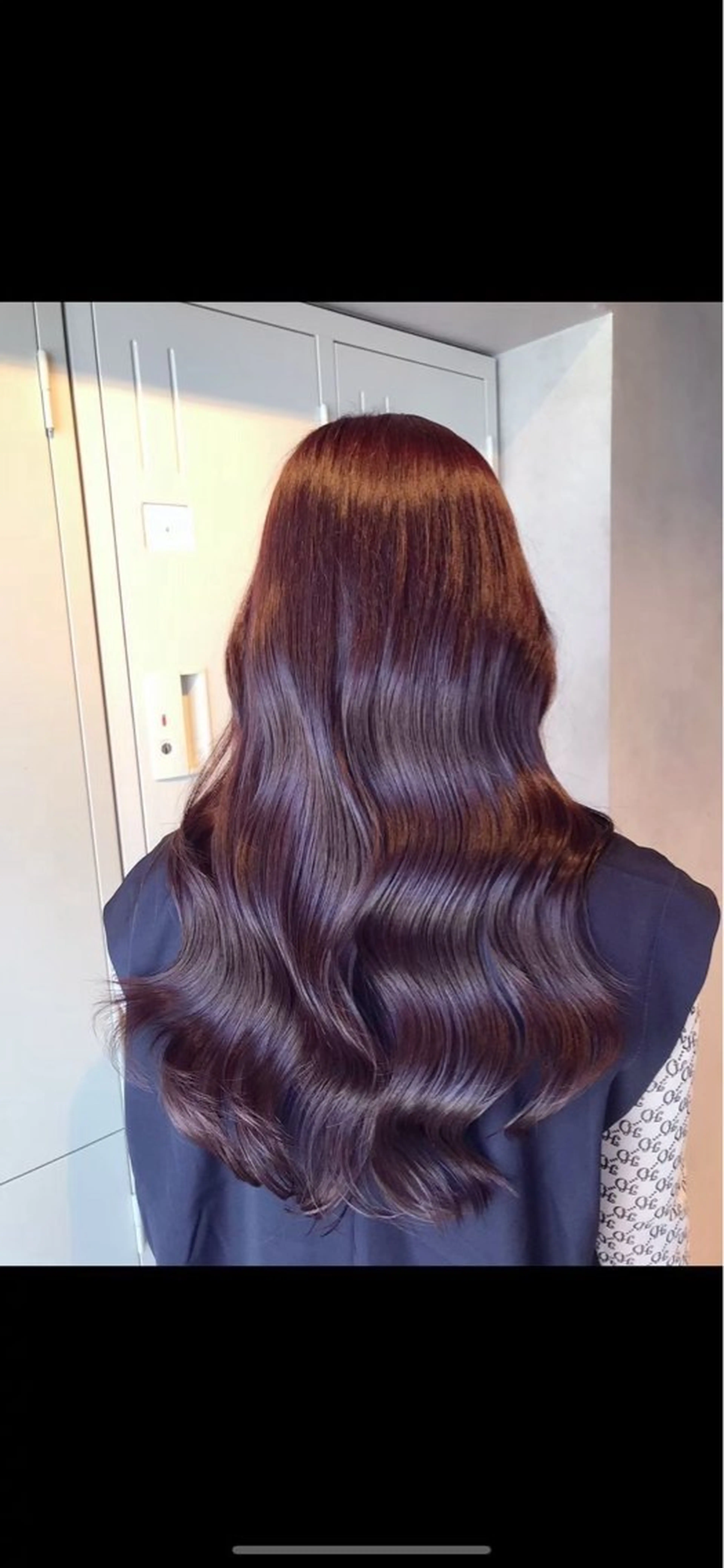 ロング 當銘 花蓮のヘアスタイル