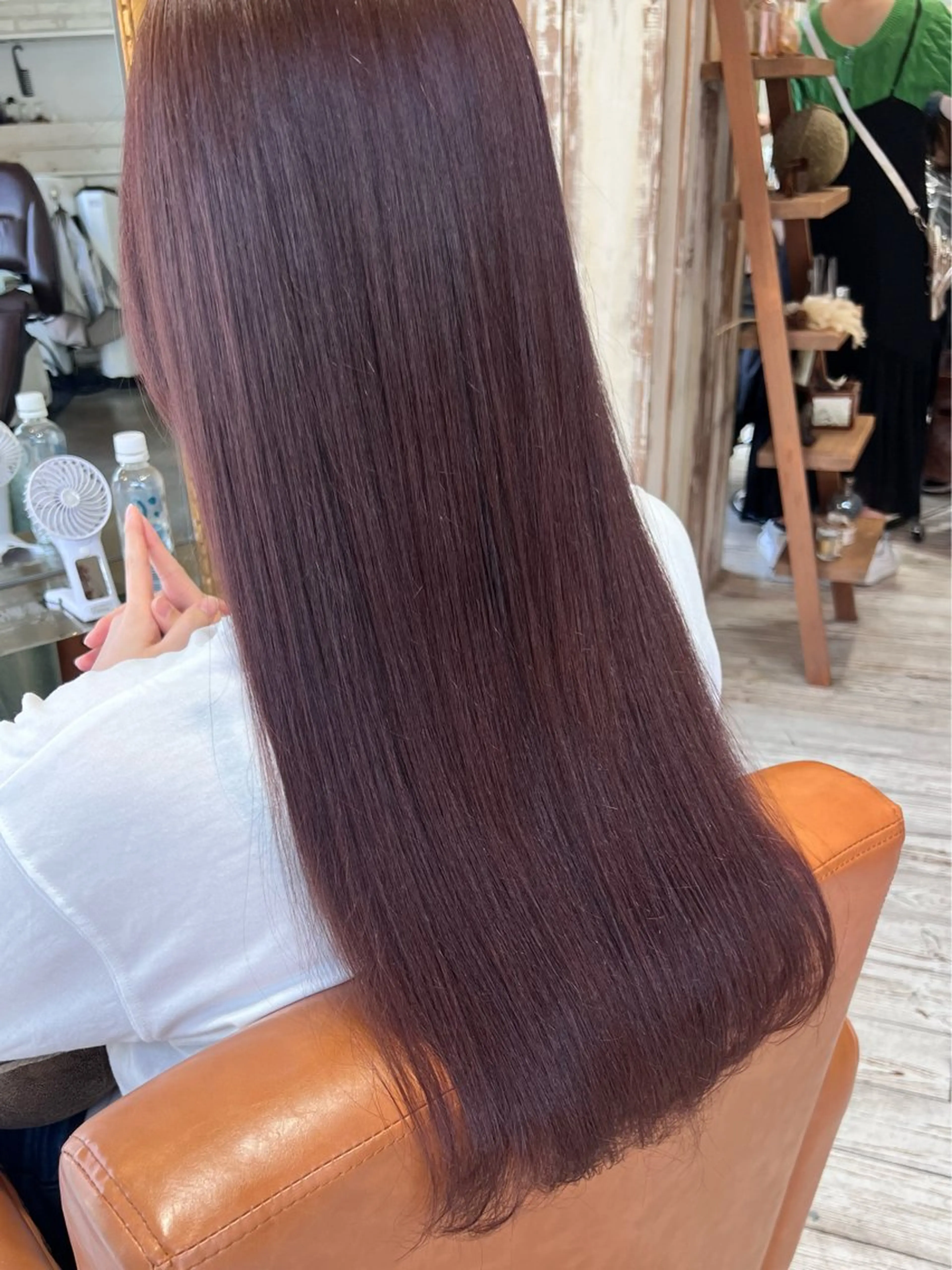 ロング カラー 大塚 実優のヘアスタイル